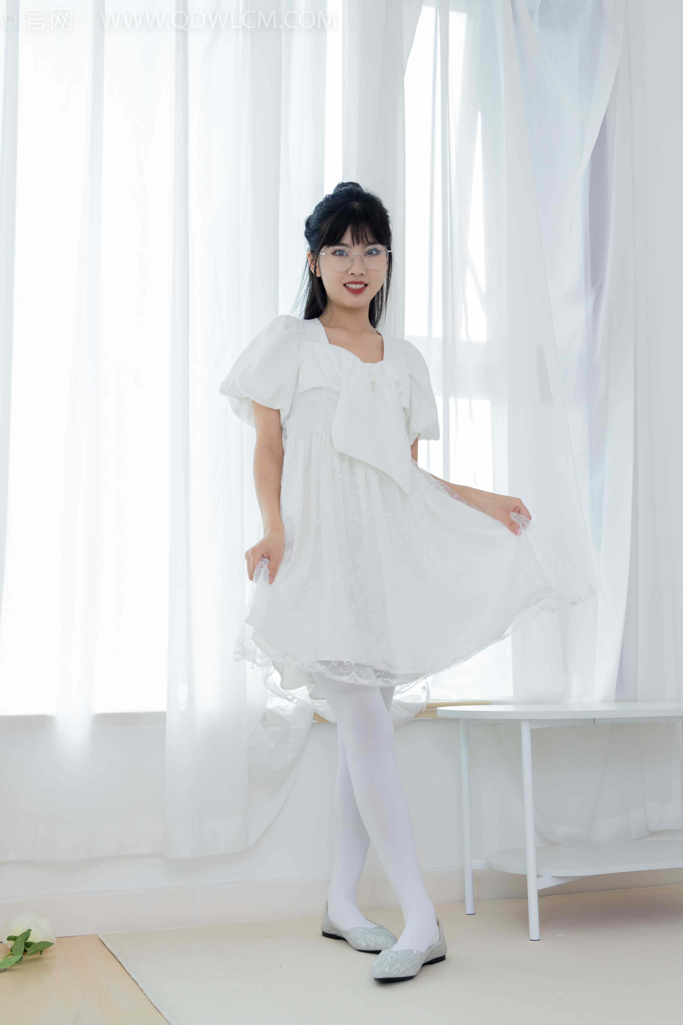 物恋传媒 NO.1742 米米-优雅天鹅 [180P-1V-4.53G]