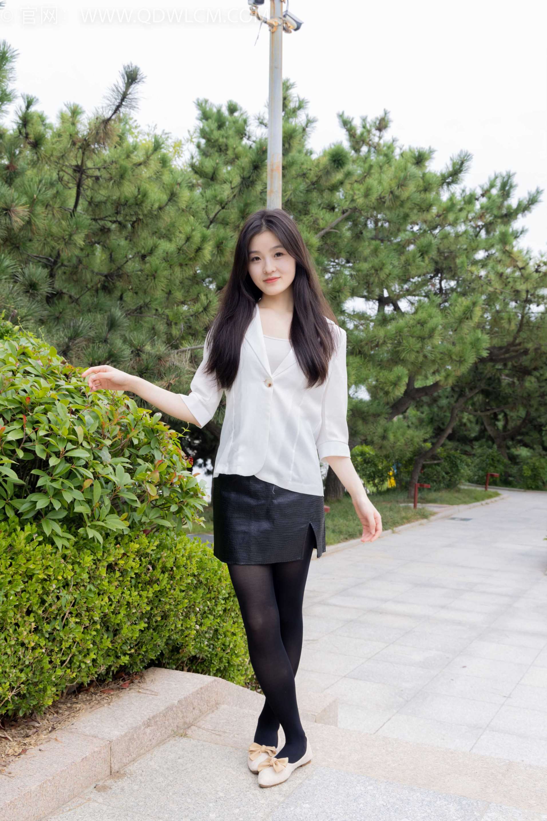 物恋传媒 NO.1743 青柠-秋日游园 [150P-1V-4.32G]