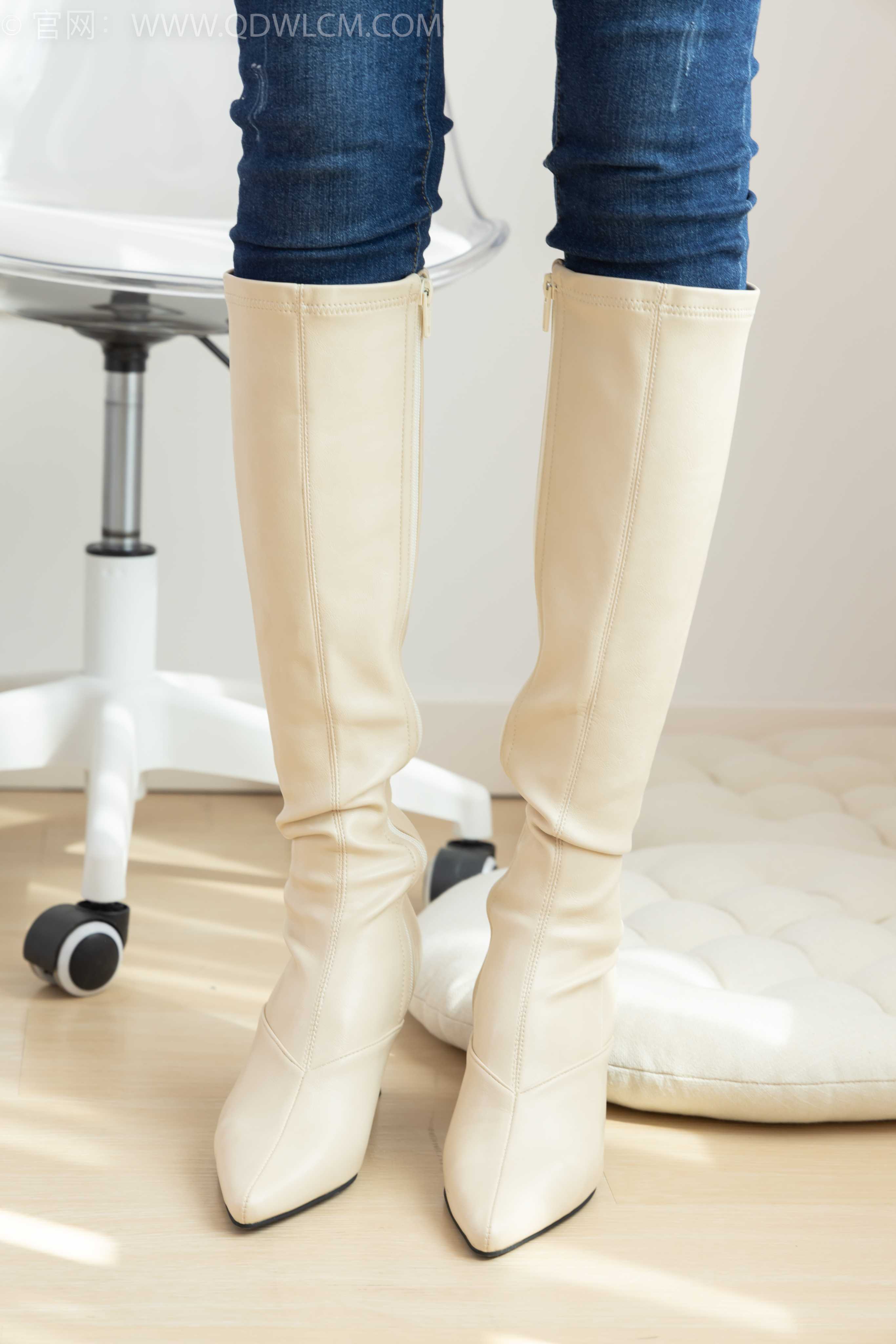 物恋传媒 NO.1746 颜颜-橘子味的爱 [165P-1V-3.68G]