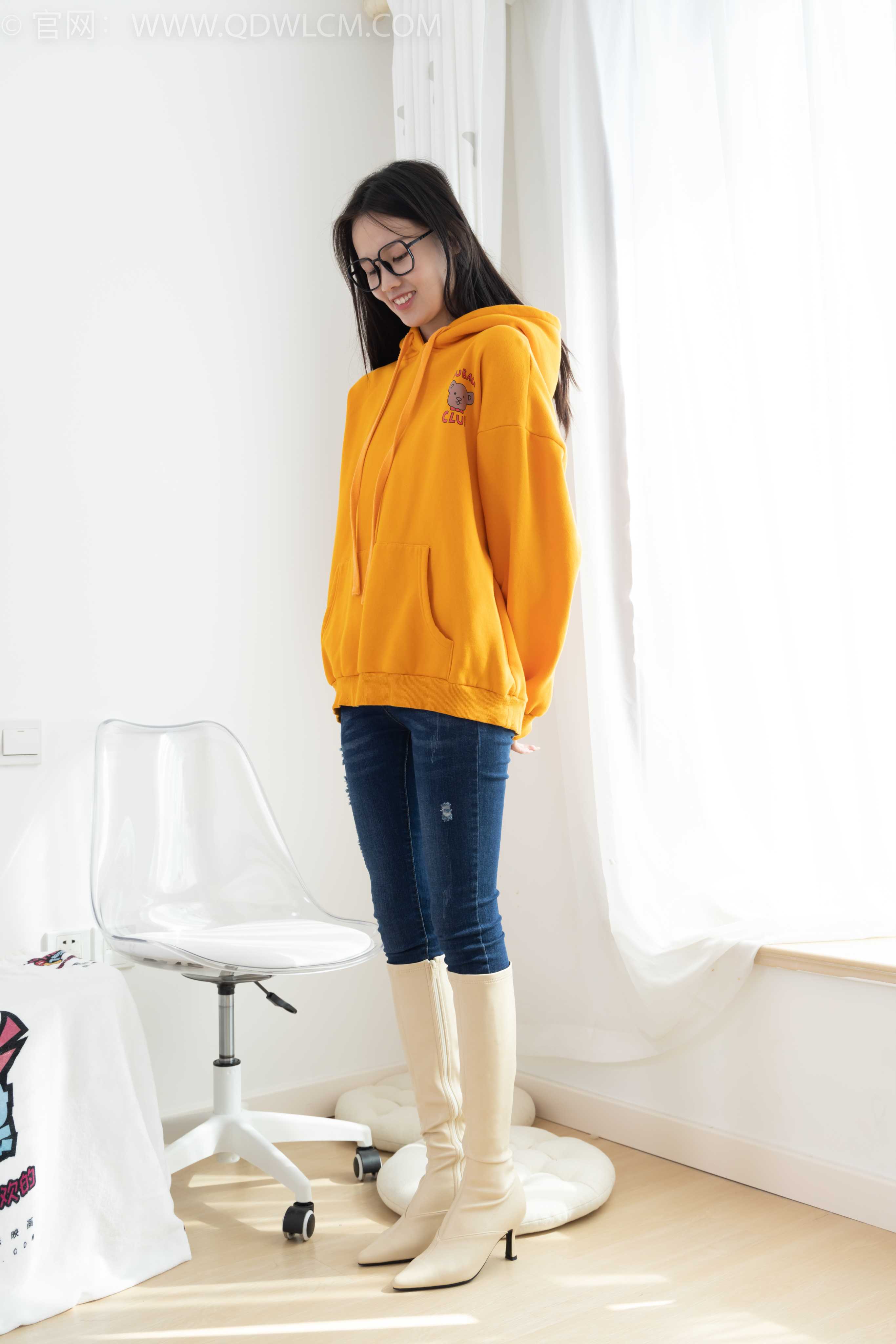 物恋传媒 NO.1746 颜颜-橘子味的爱 [165P-1V-3.68G]