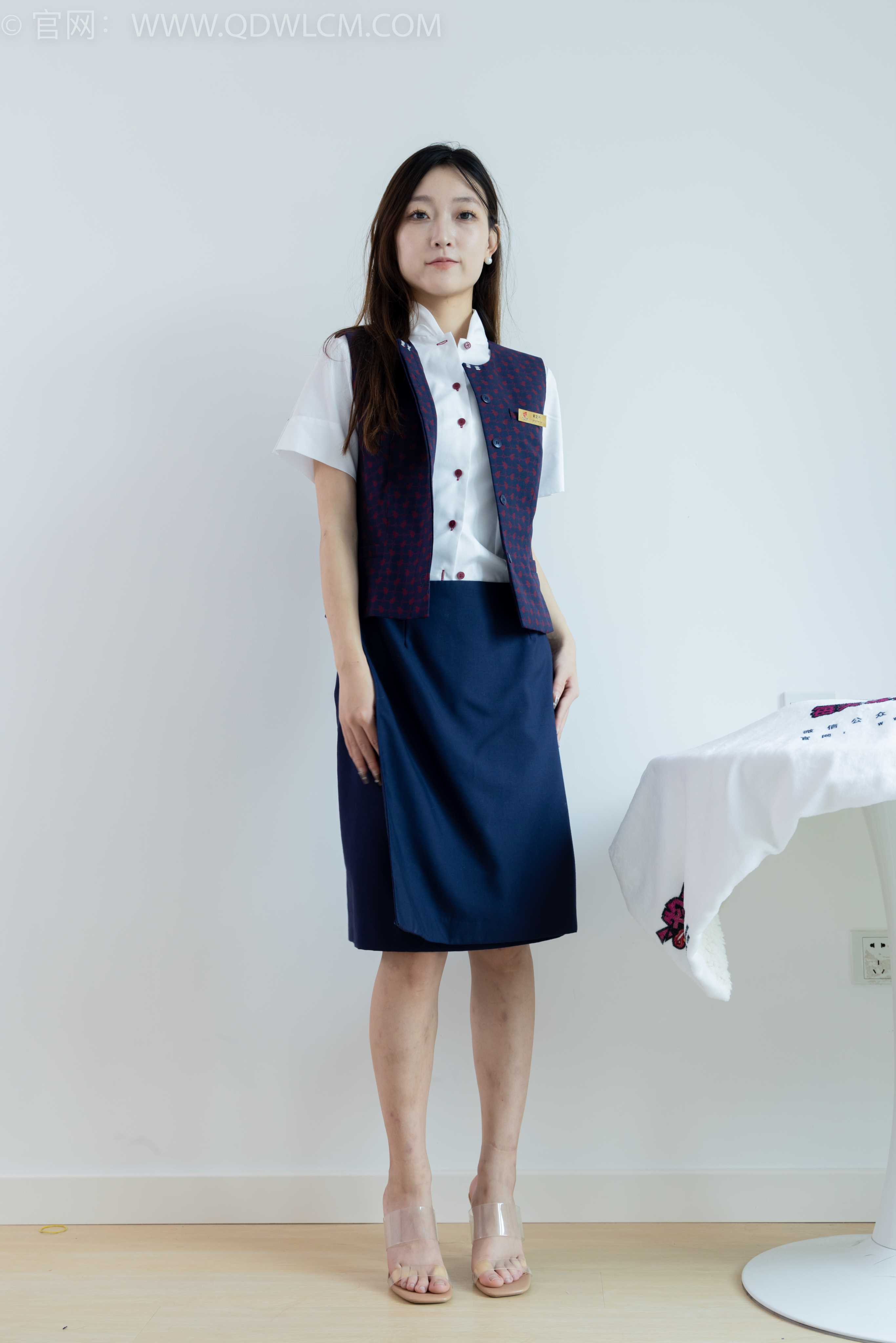 物恋传媒 NO.1752 芒芒-须尽欢 [180P-1V-4.65G]