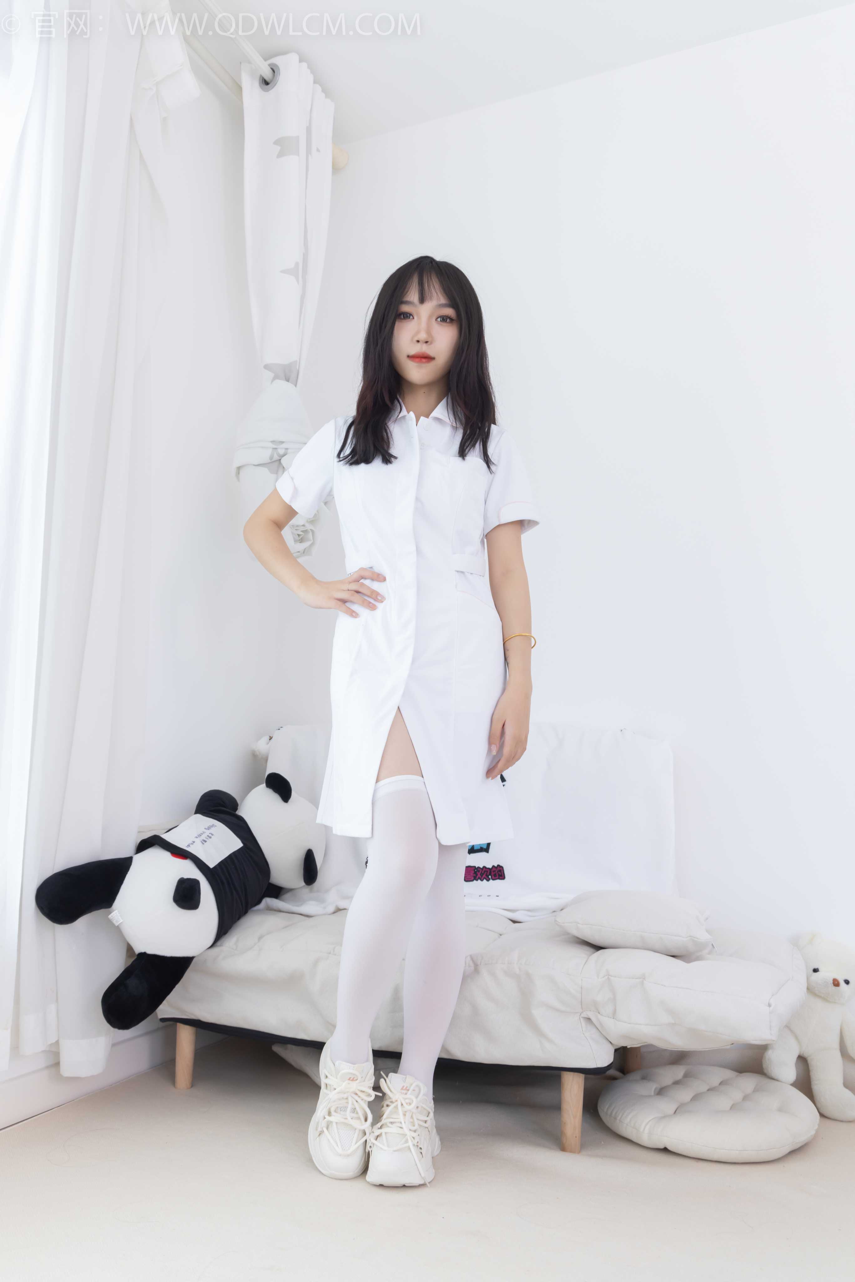 物恋传媒 NO.1767 纱纱-小白鸽 [160P+1V／3.14GB]