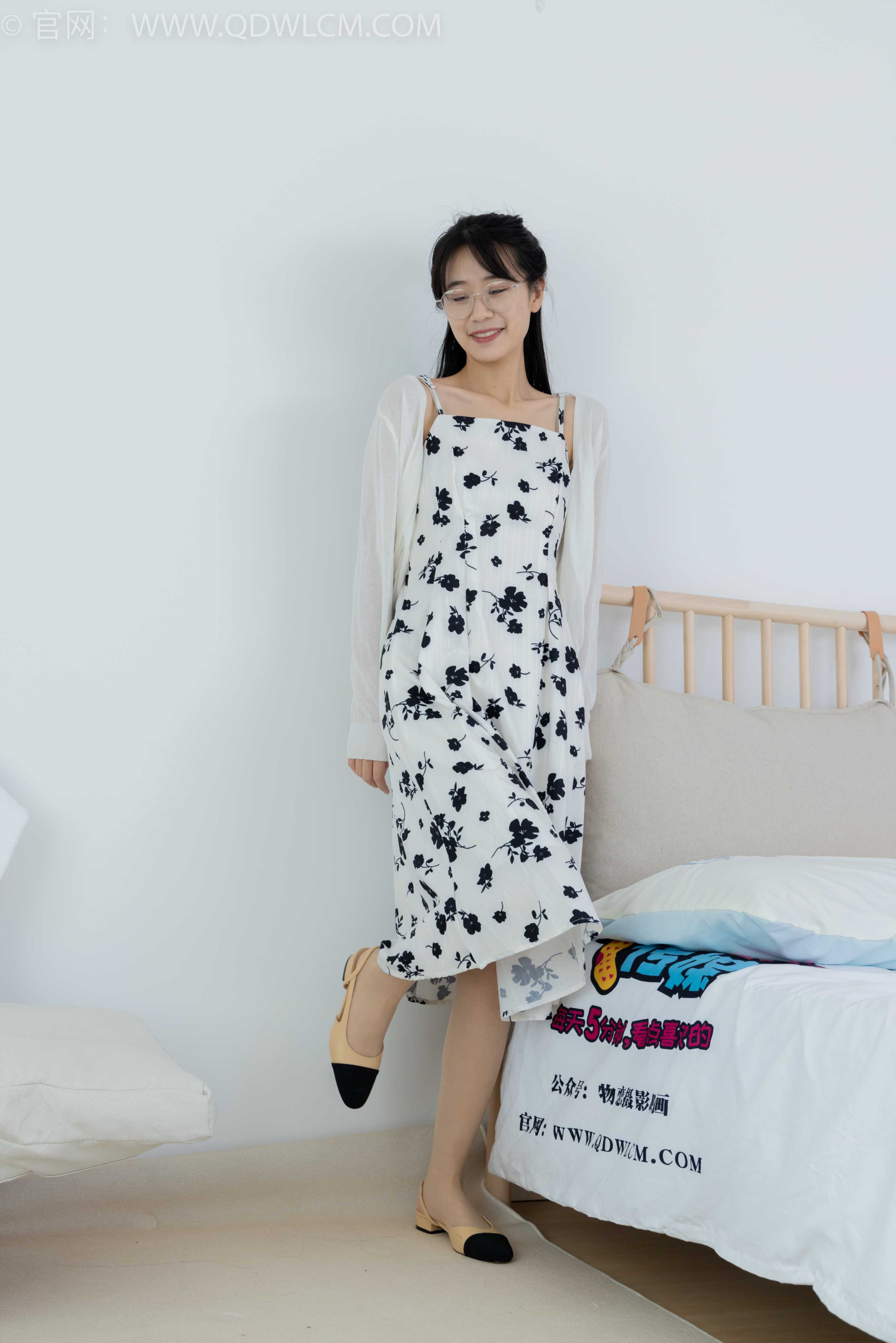 物恋传媒 NO.1775 菜菜-黎明不要来 [160P-1V-3.87G]