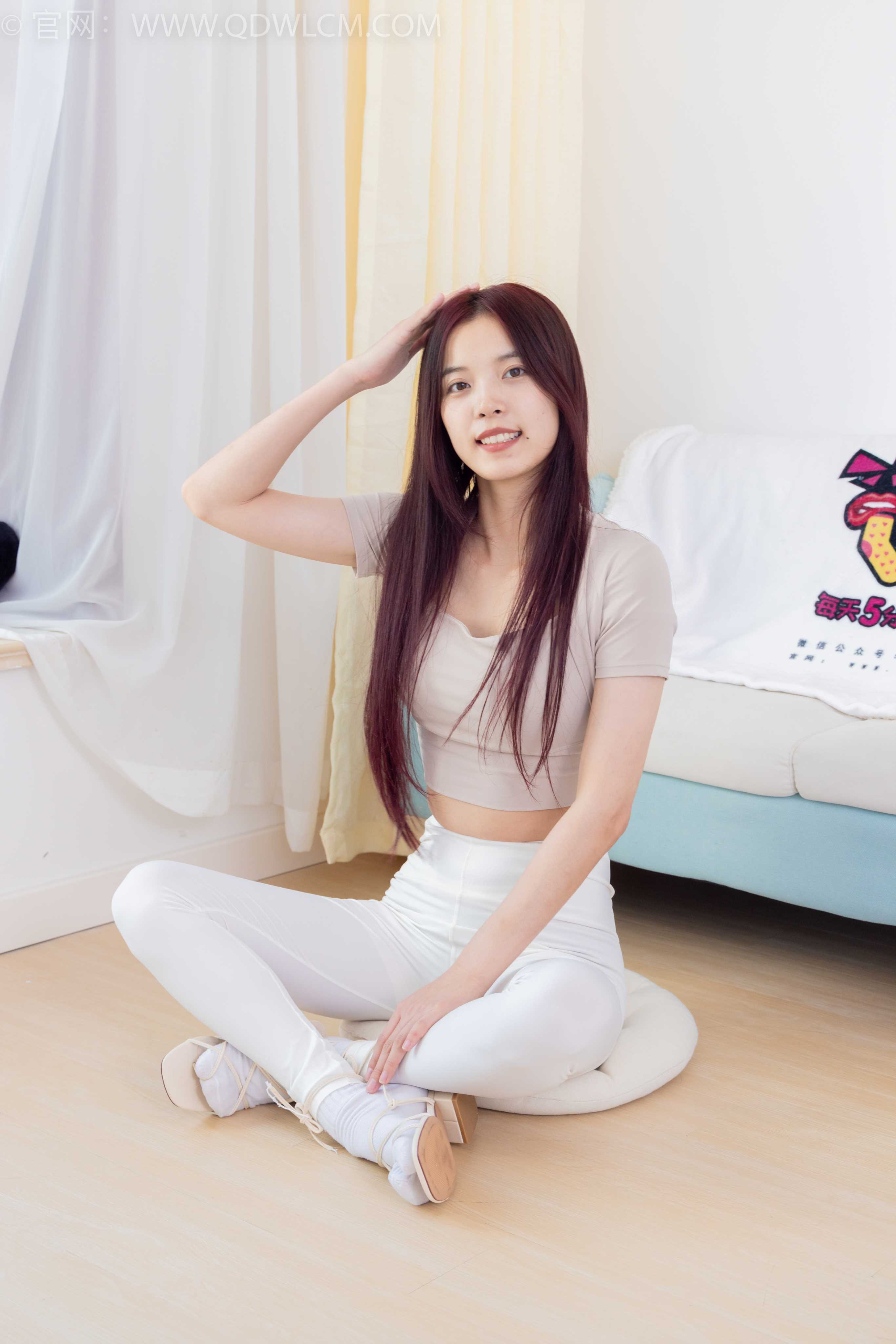 物恋传媒 NO.1778 茯苓-玫瑰绽放 [180P-1V-5.79G]