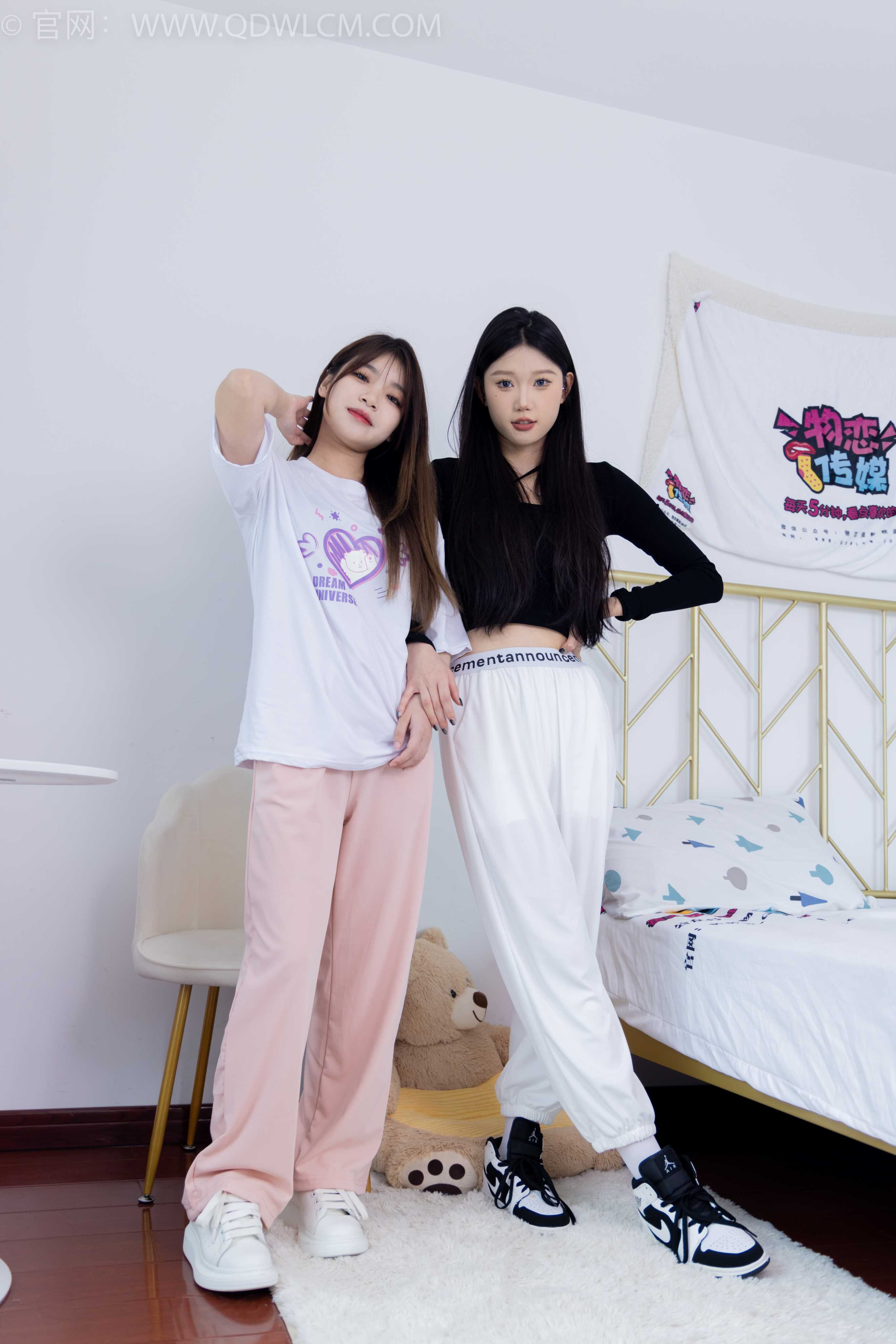 物恋传媒 NO.1789 小竹&amp;闪闪-爱的回归线 [150P-1V-4.82G]