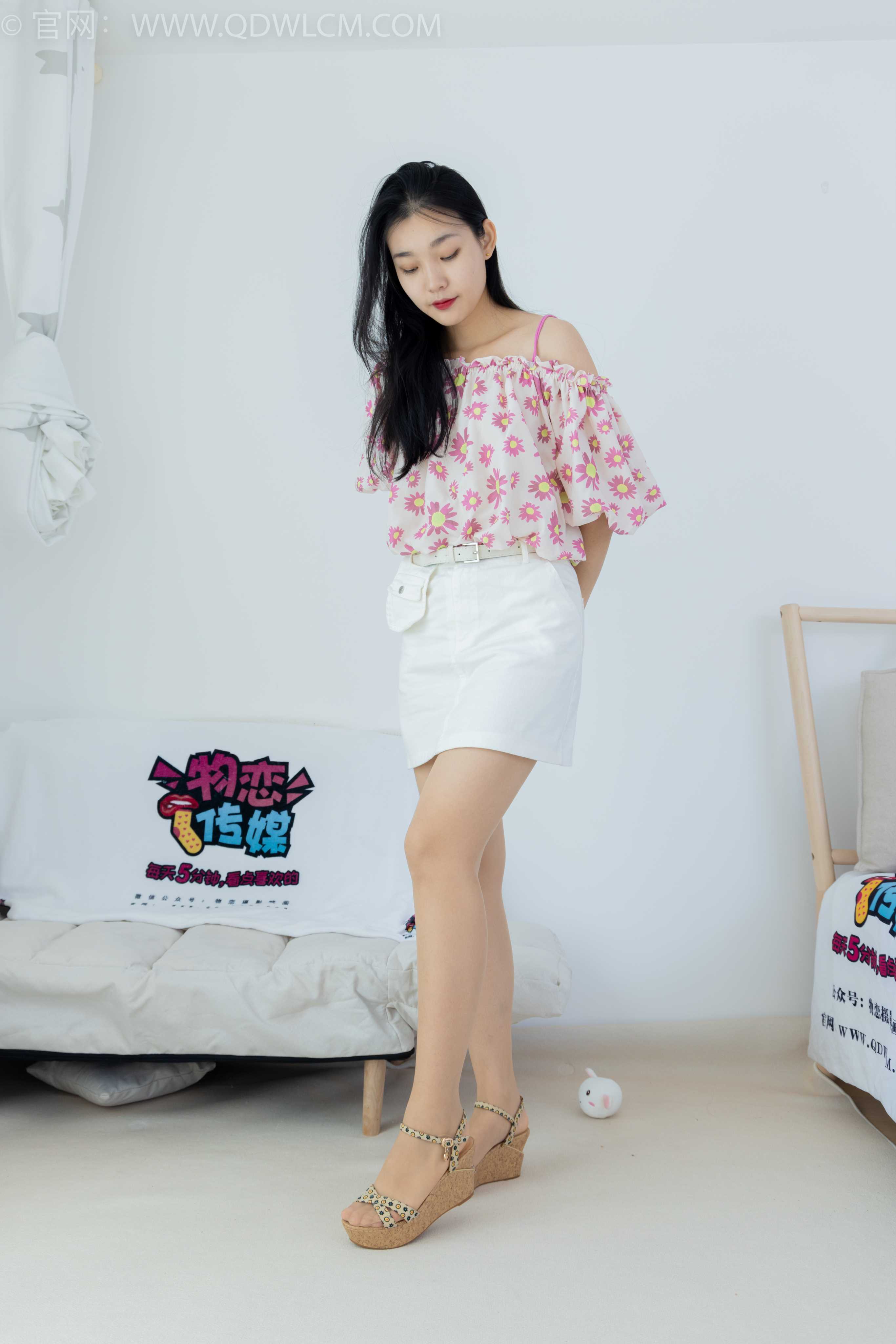 物恋传媒 NO.1792 桐桐-雪花漫天 [140P-1V-5.77G]