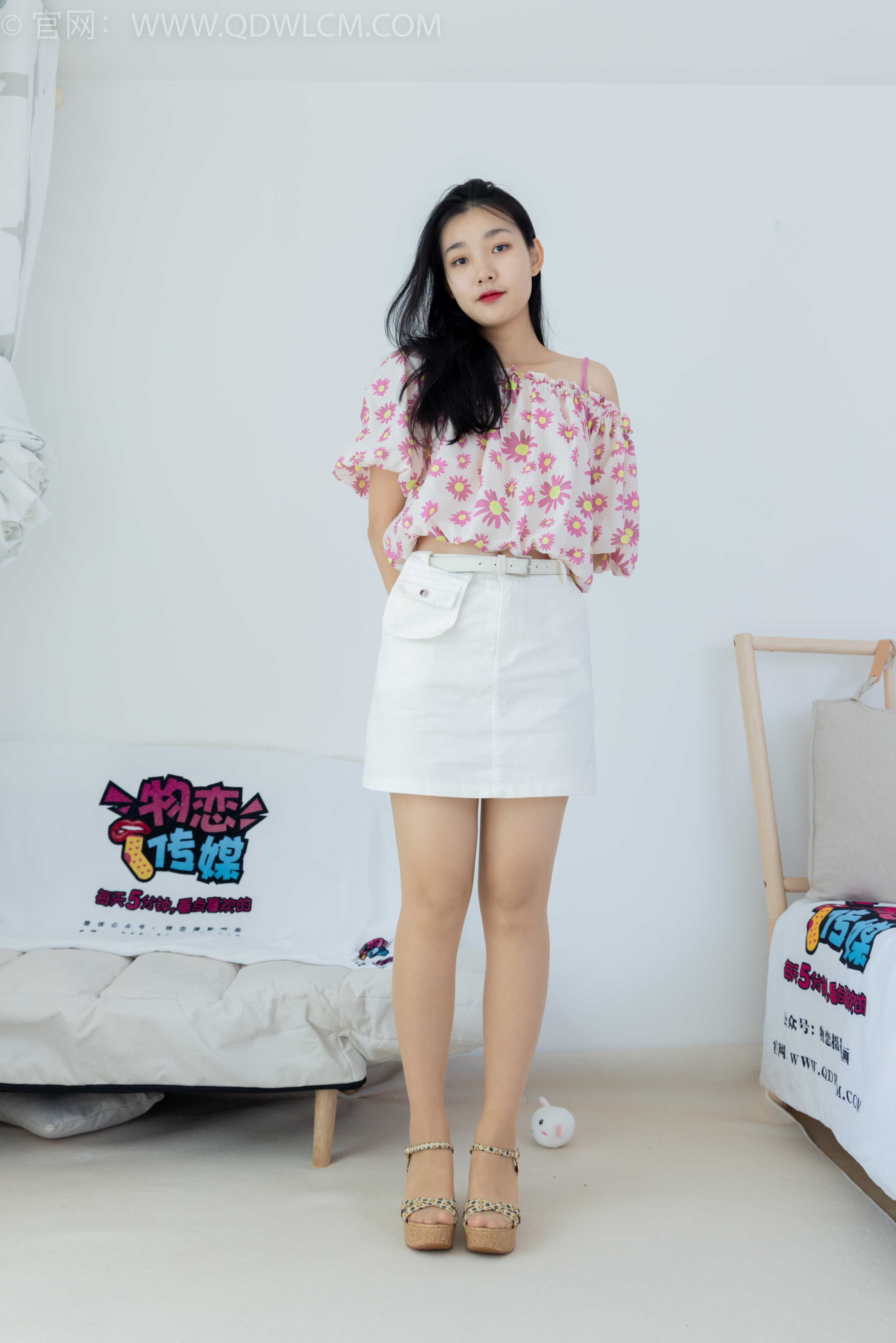 物恋传媒 NO.1792 桐桐-雪花漫天 [140P-1V-5.77G]