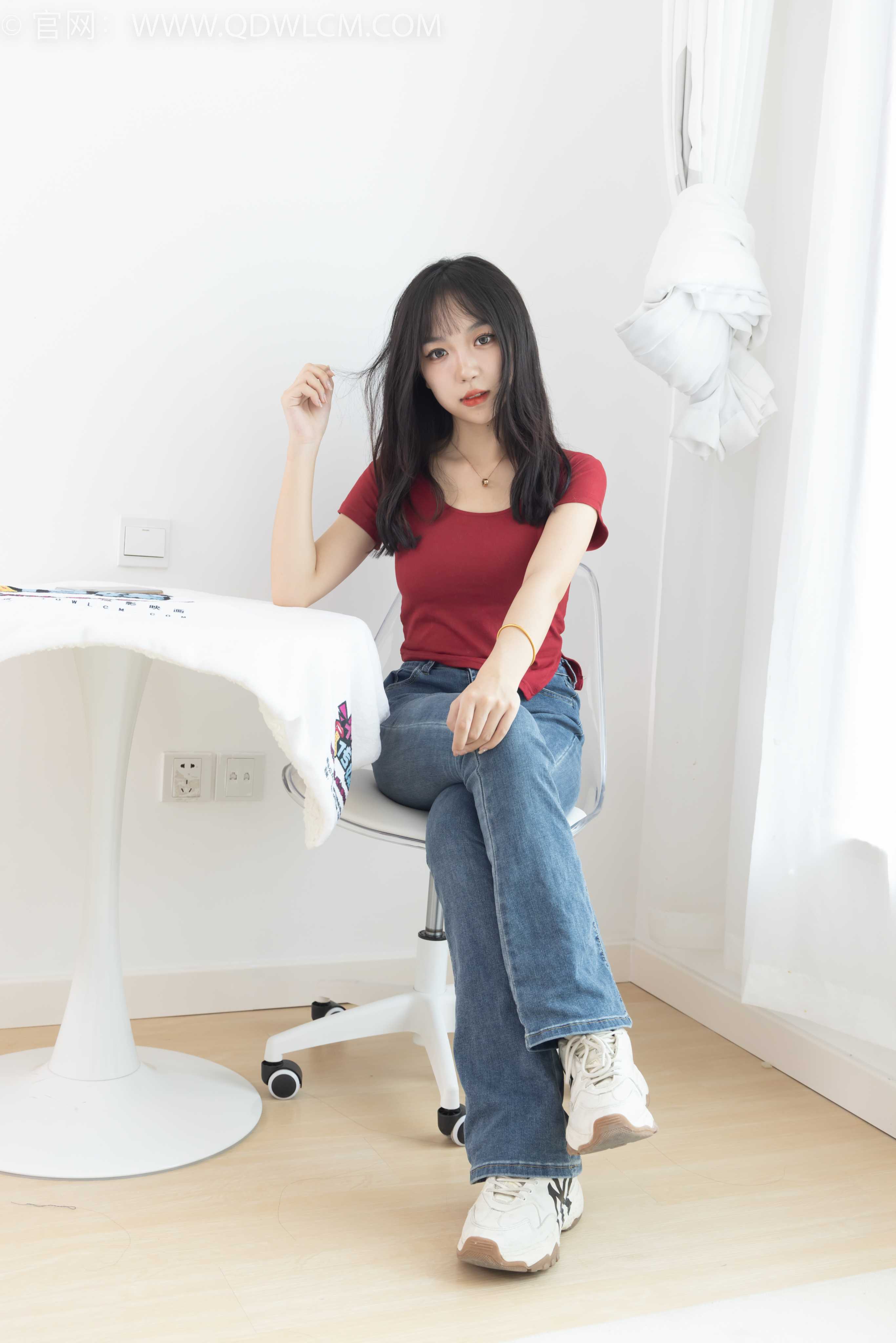 物恋传媒 NO.1793 纱纱-红叶恋曲 [160P-1V-3.65G]