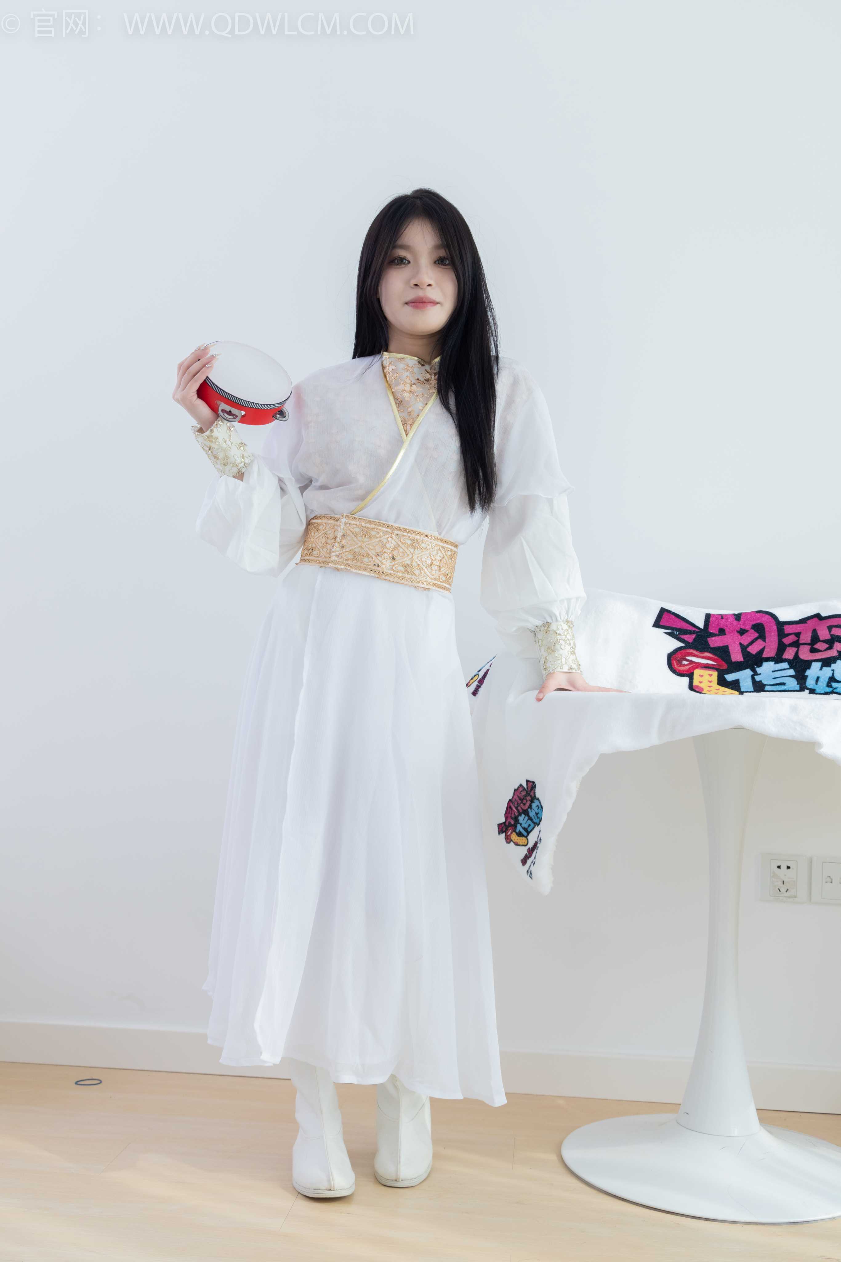 物恋传媒 NO.1796 闪闪-北国的春 [150P-1V-3.9G]