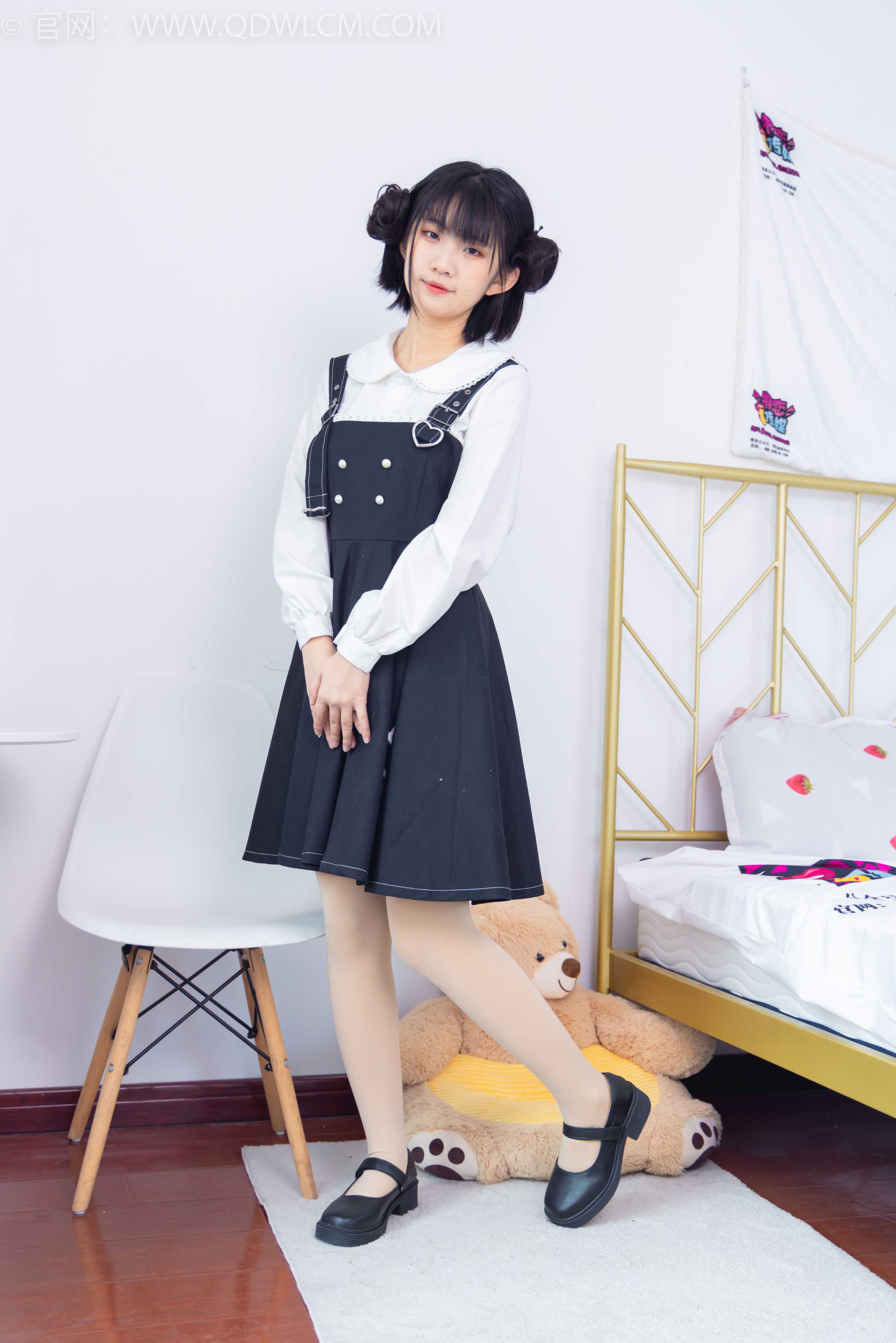 物恋传媒 NO.1799 暗月-爱笑的眼睛 [150P-1V-3.34G] 插图2