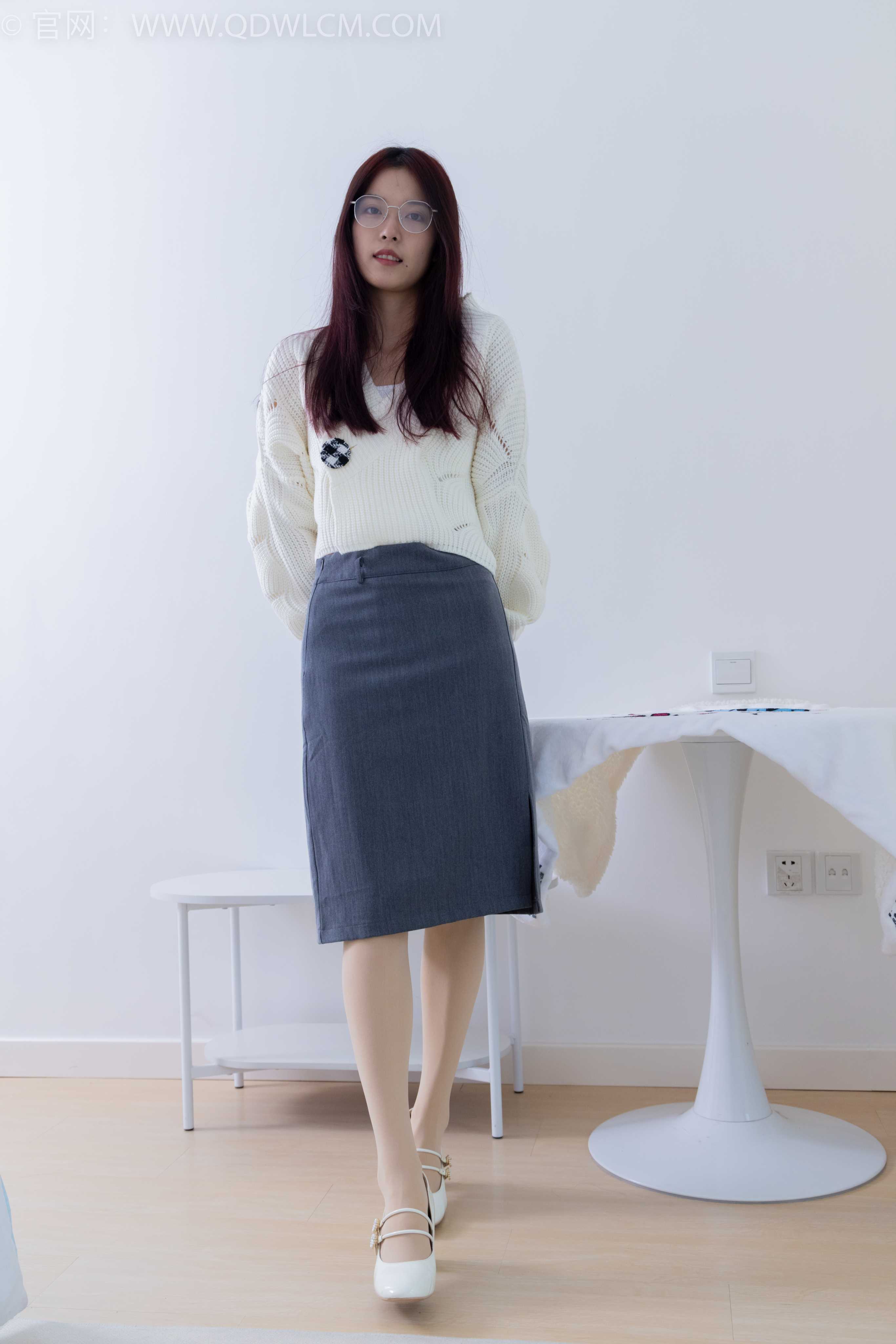 物恋传媒 NO.1803 茯苓-香水有毒 [170P-1V-5.17G]