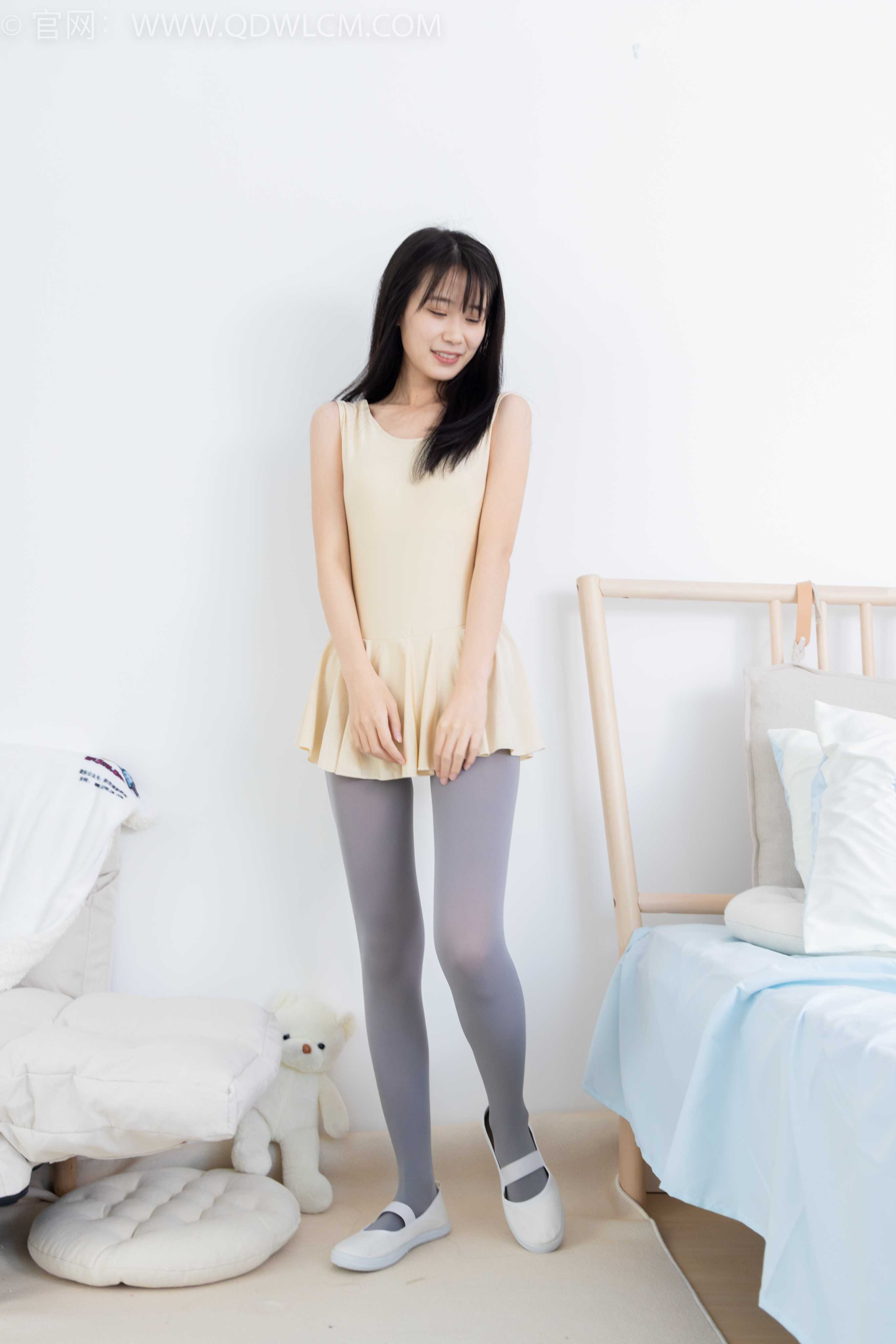 物恋传媒 NO.1823 菜菜-天鹅湖 [177P-1V-4.54G]