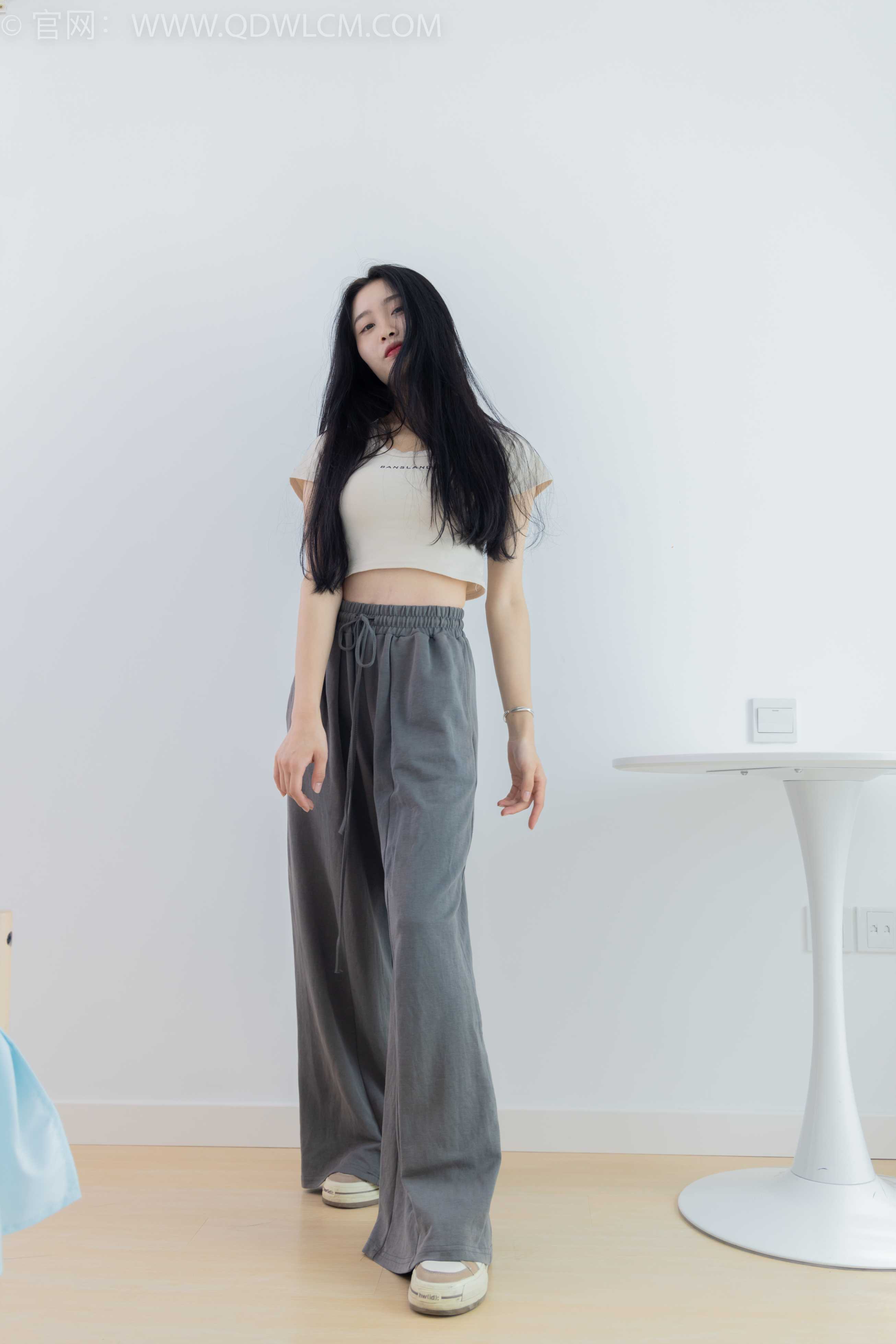 物恋传媒 NO.1826 绒绒-漫天飞雪 [150P-1V-3.51G]