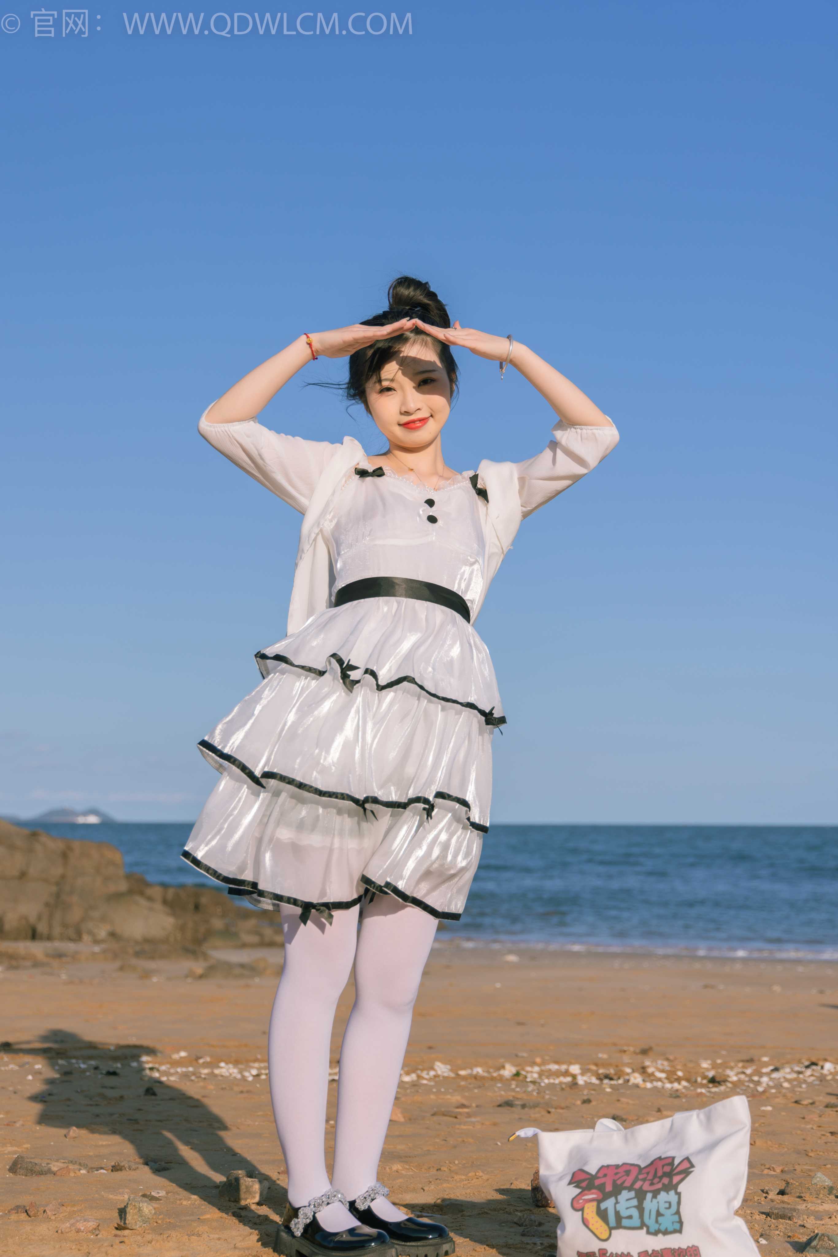 物恋传媒 NO.1828 挽挽-海上月 [150P-1V-4.07G]