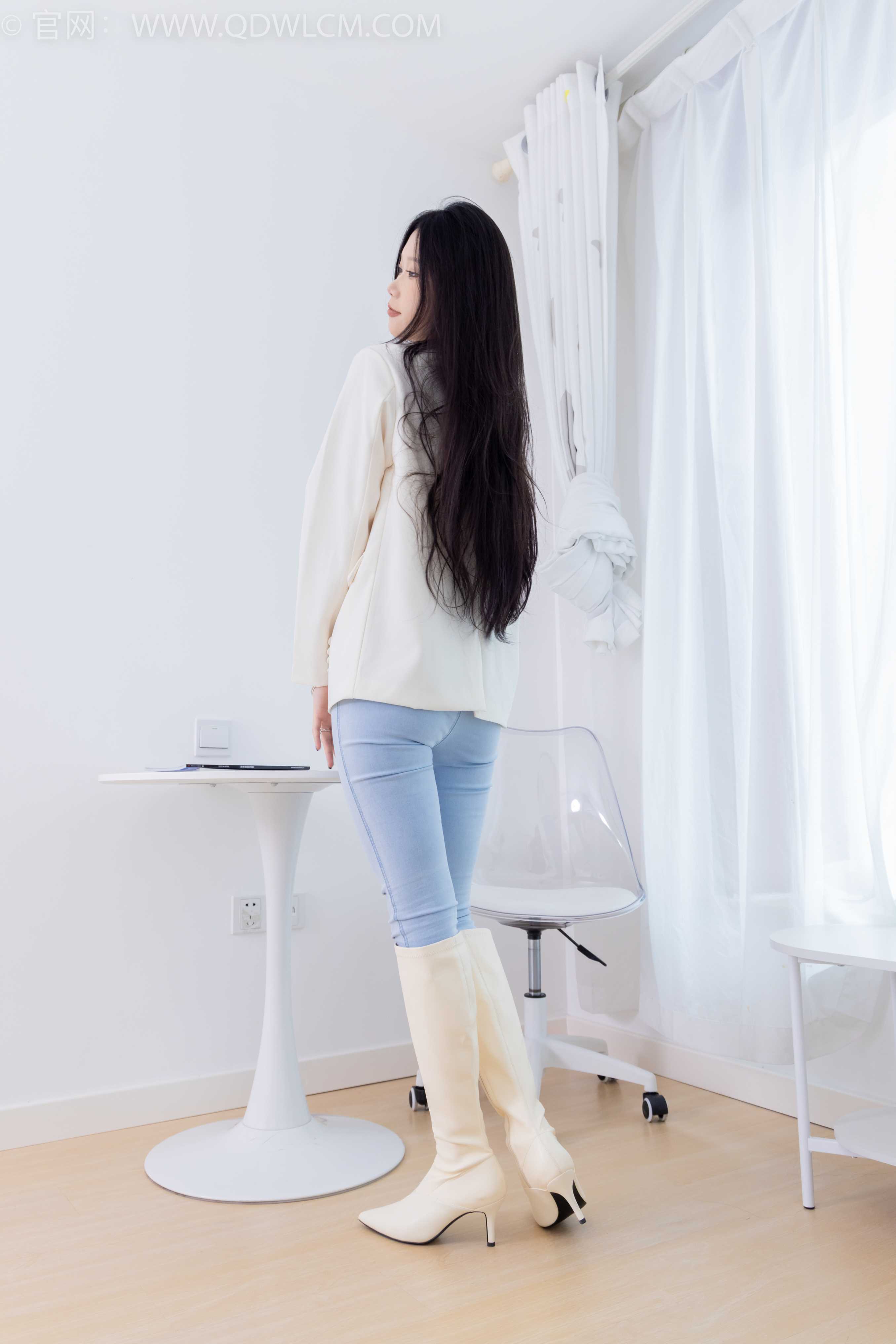 物恋传媒 NO.1829 小竹-粉红花海 [170P-1V-3.73G]