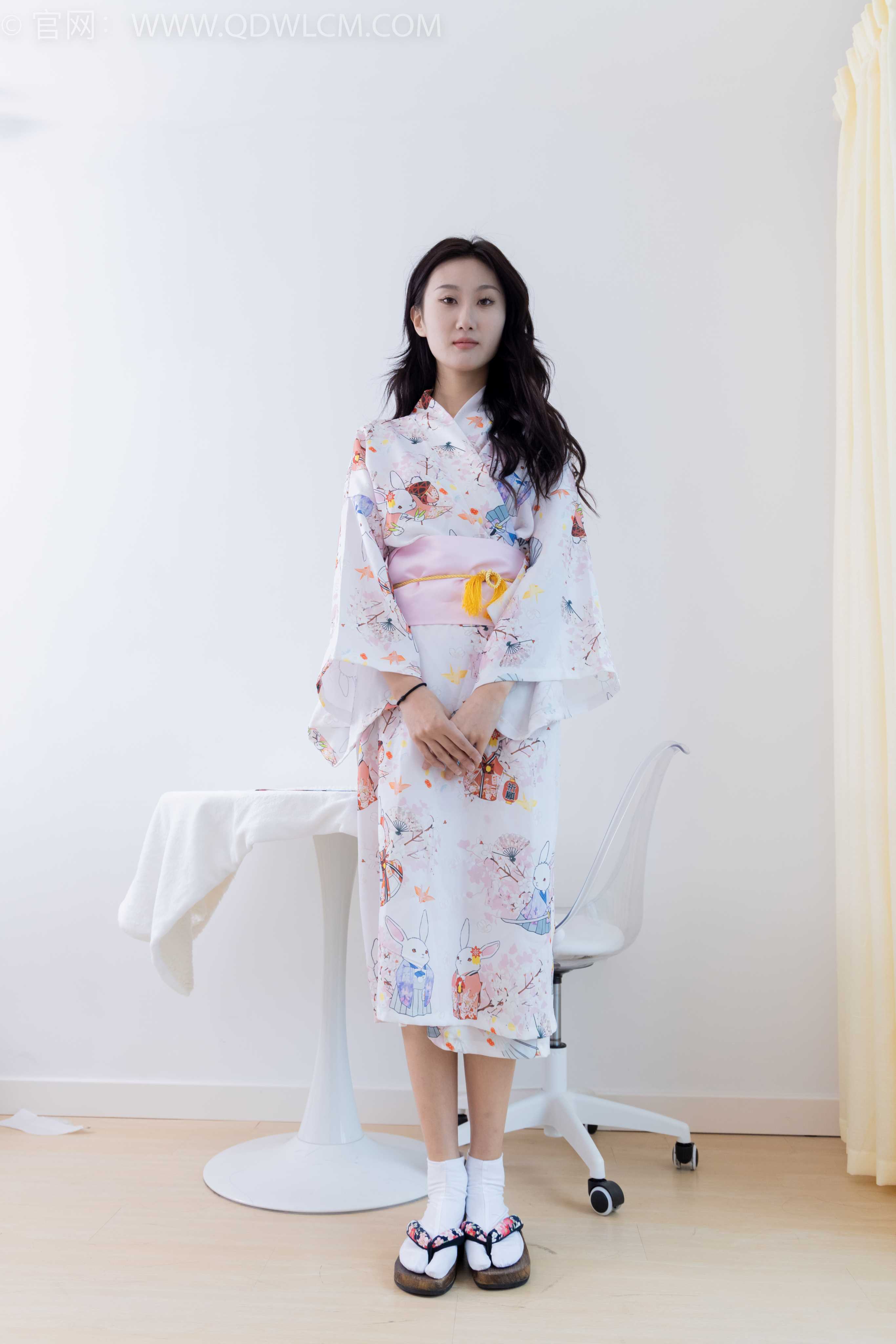 物恋传媒 NO.1838 雏菊-樱花绽放 [180P-1V-4.72G]