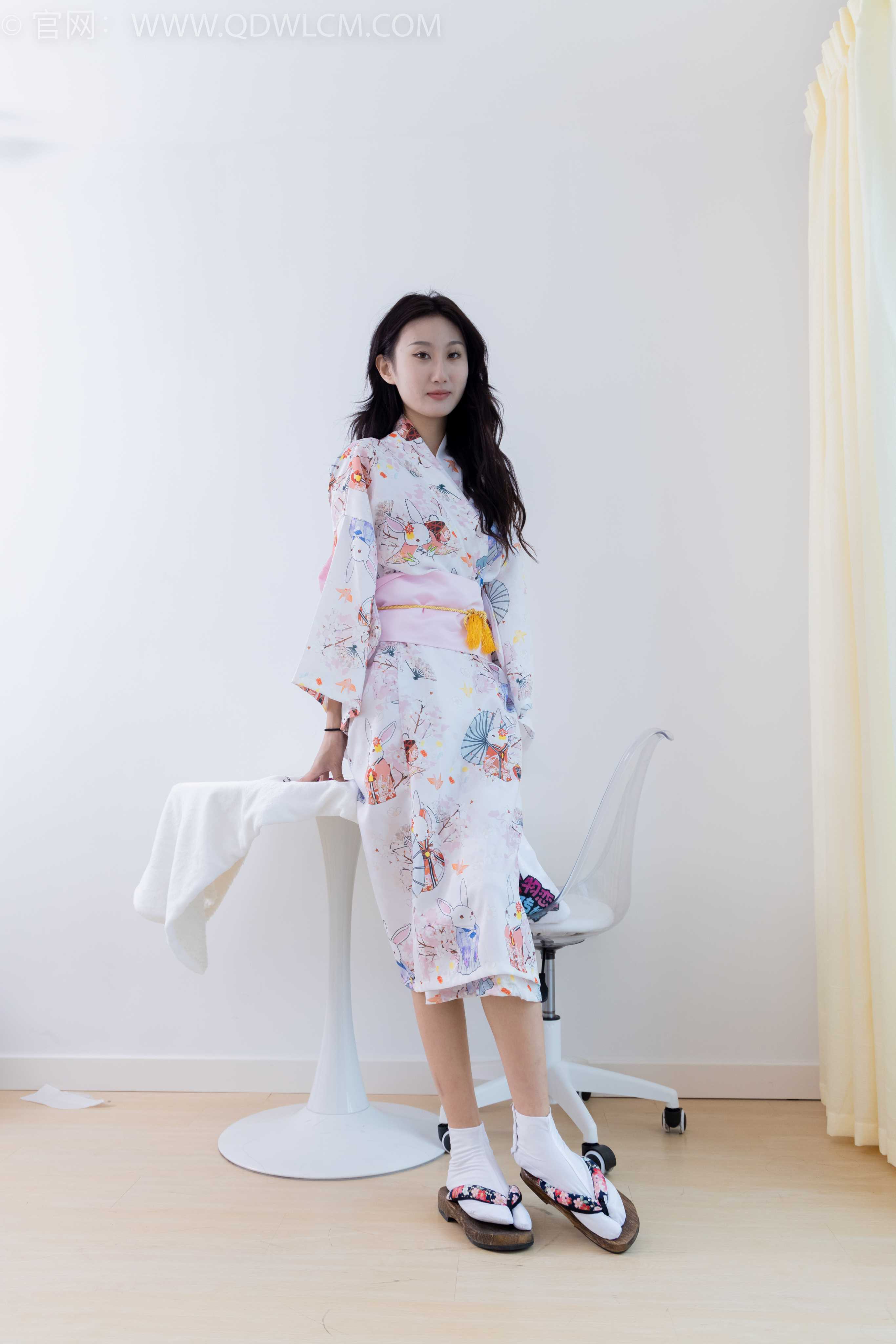 物恋传媒 NO.1838 雏菊-樱花绽放 [180P-1V-4.72G]