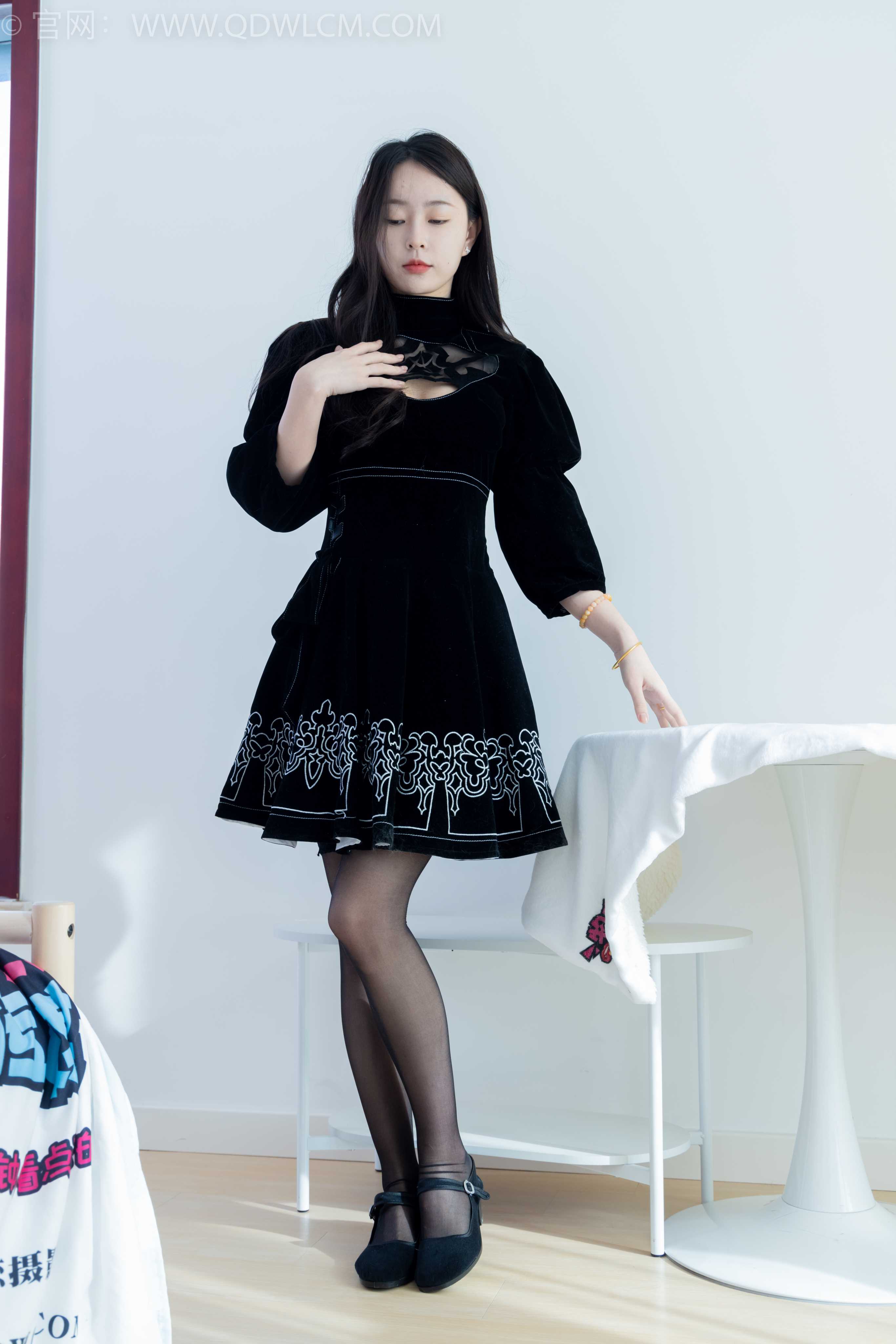 物恋传媒 NO.1844 美兔-有些答案不必等 [220P-1V-5.21G]