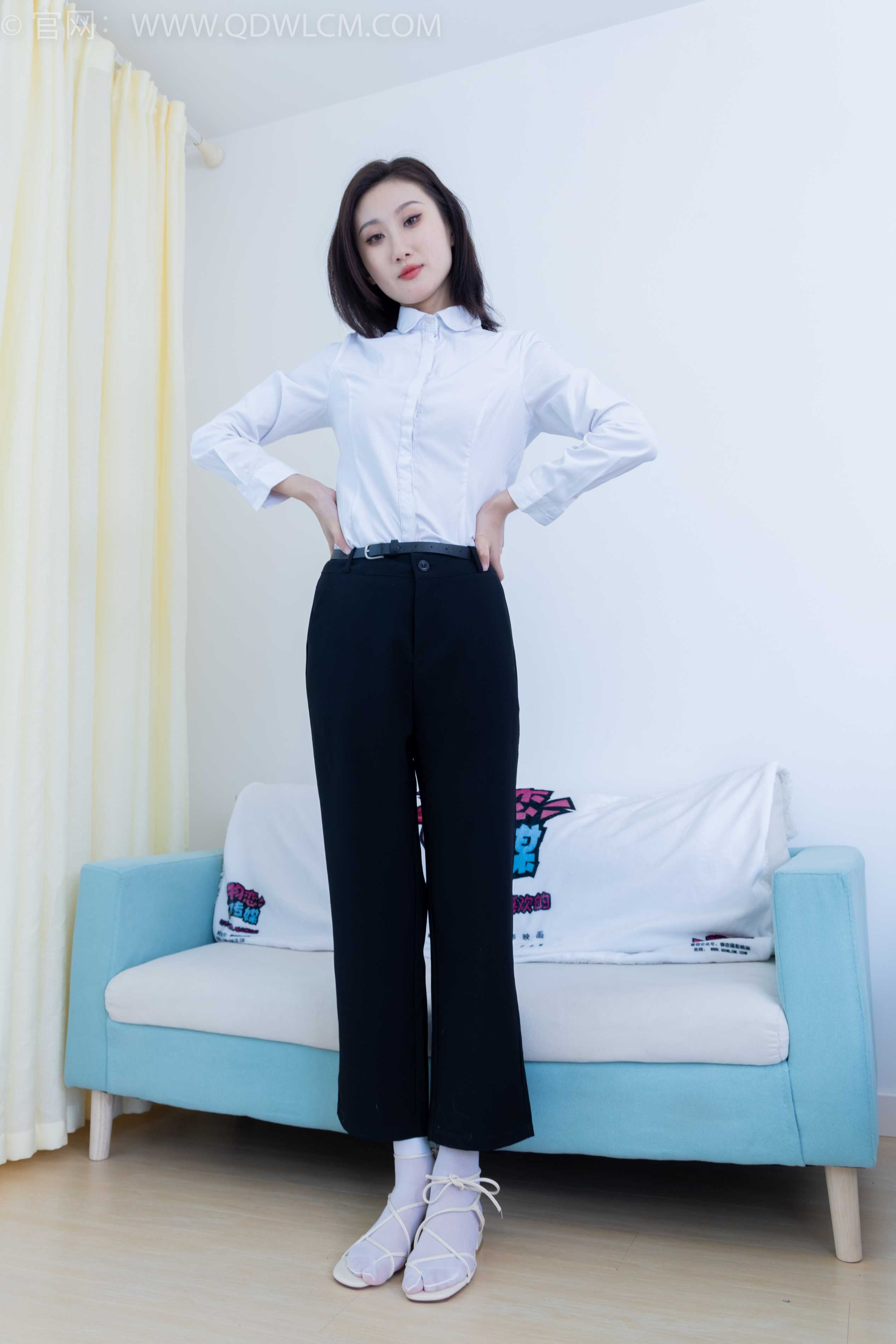 物恋传媒 NO.1846 雏菊-风吹麦浪（盲盒1） [180P-1V-4.37G]