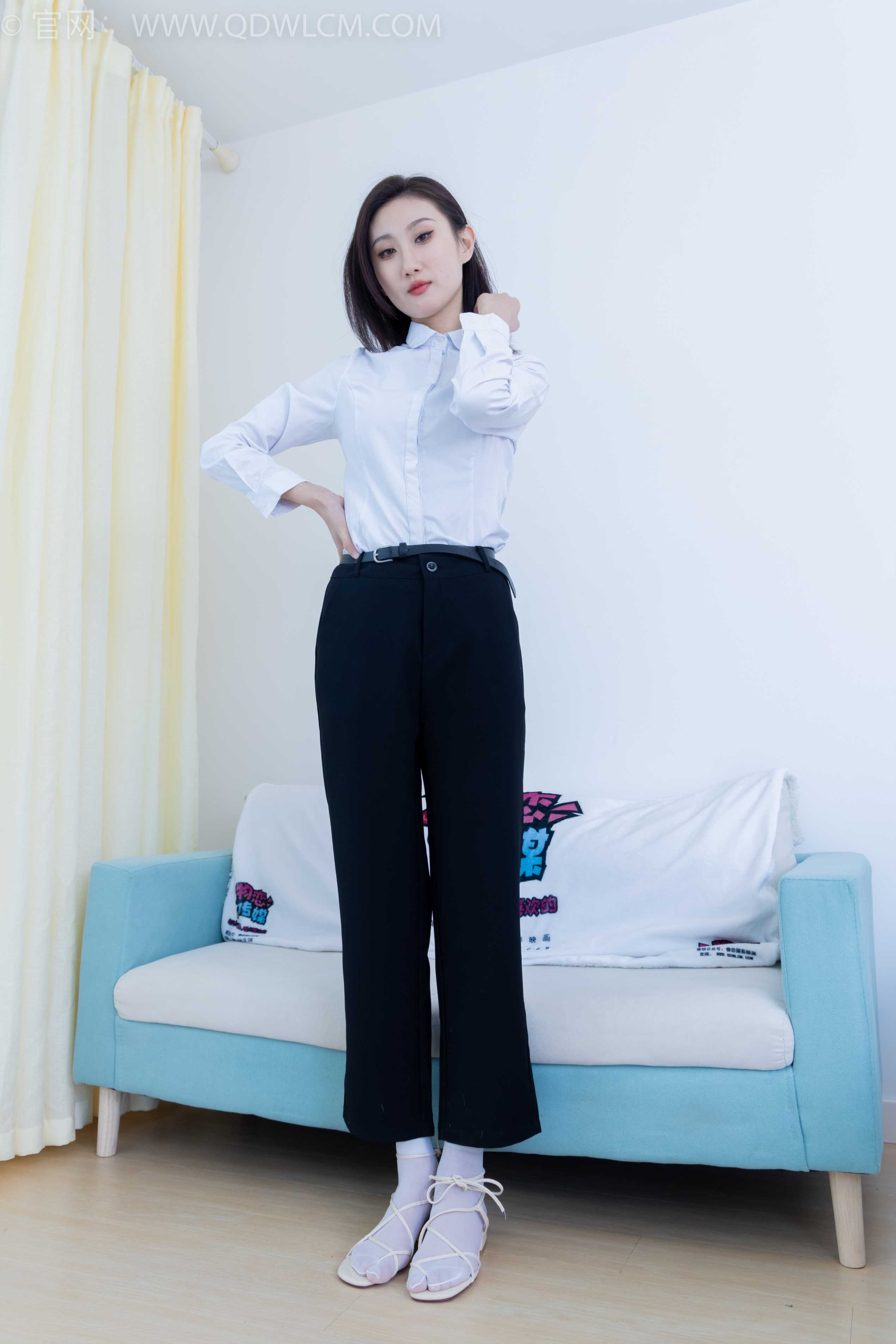 物恋传媒 NO.1846 雏菊-风吹麦浪（盲盒1） [180P-1V-4.37G] 插图2