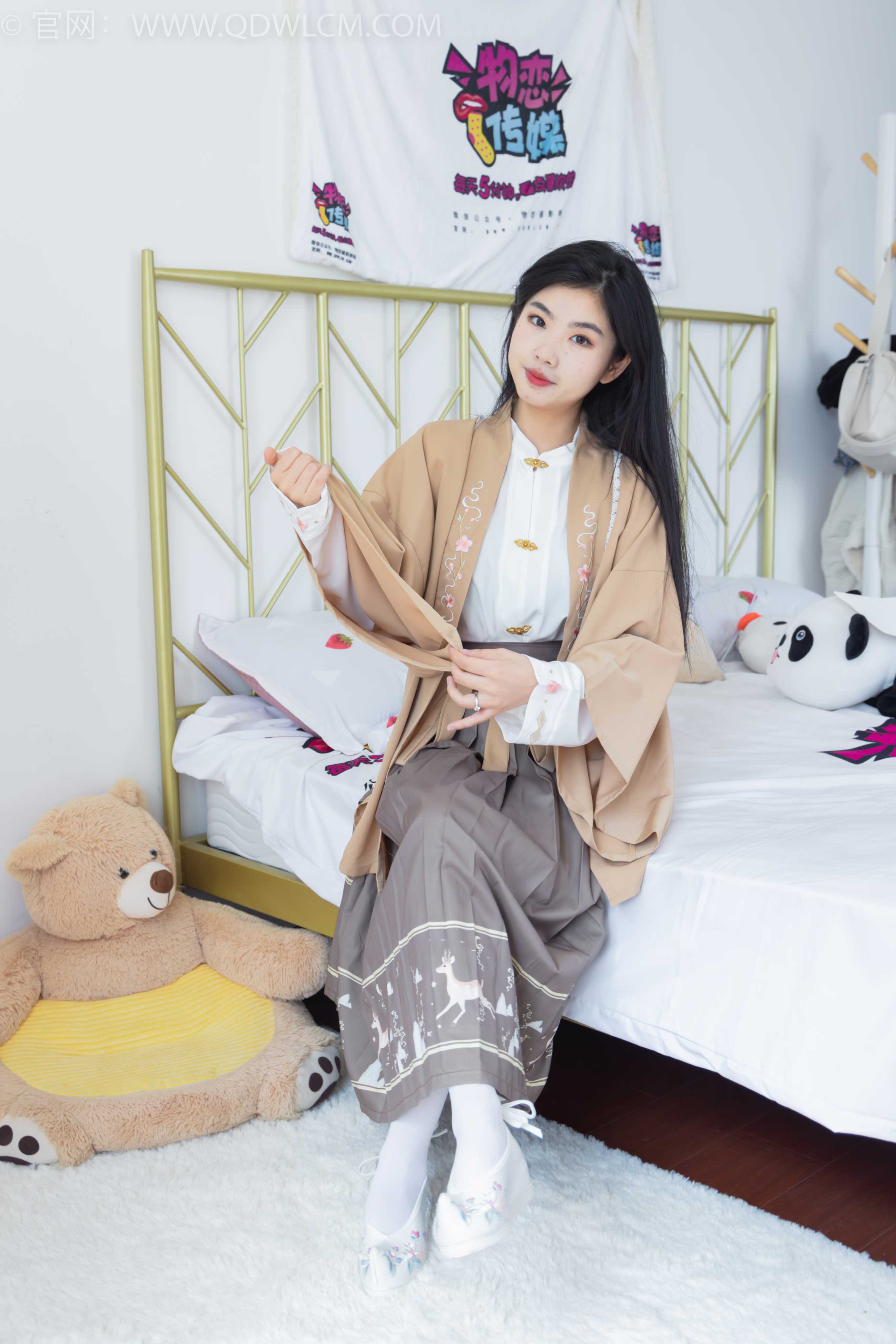 物恋传媒 NO.1849 米米-小家碧玉（盲盒4） [150P-1V-2.64G] 插图5