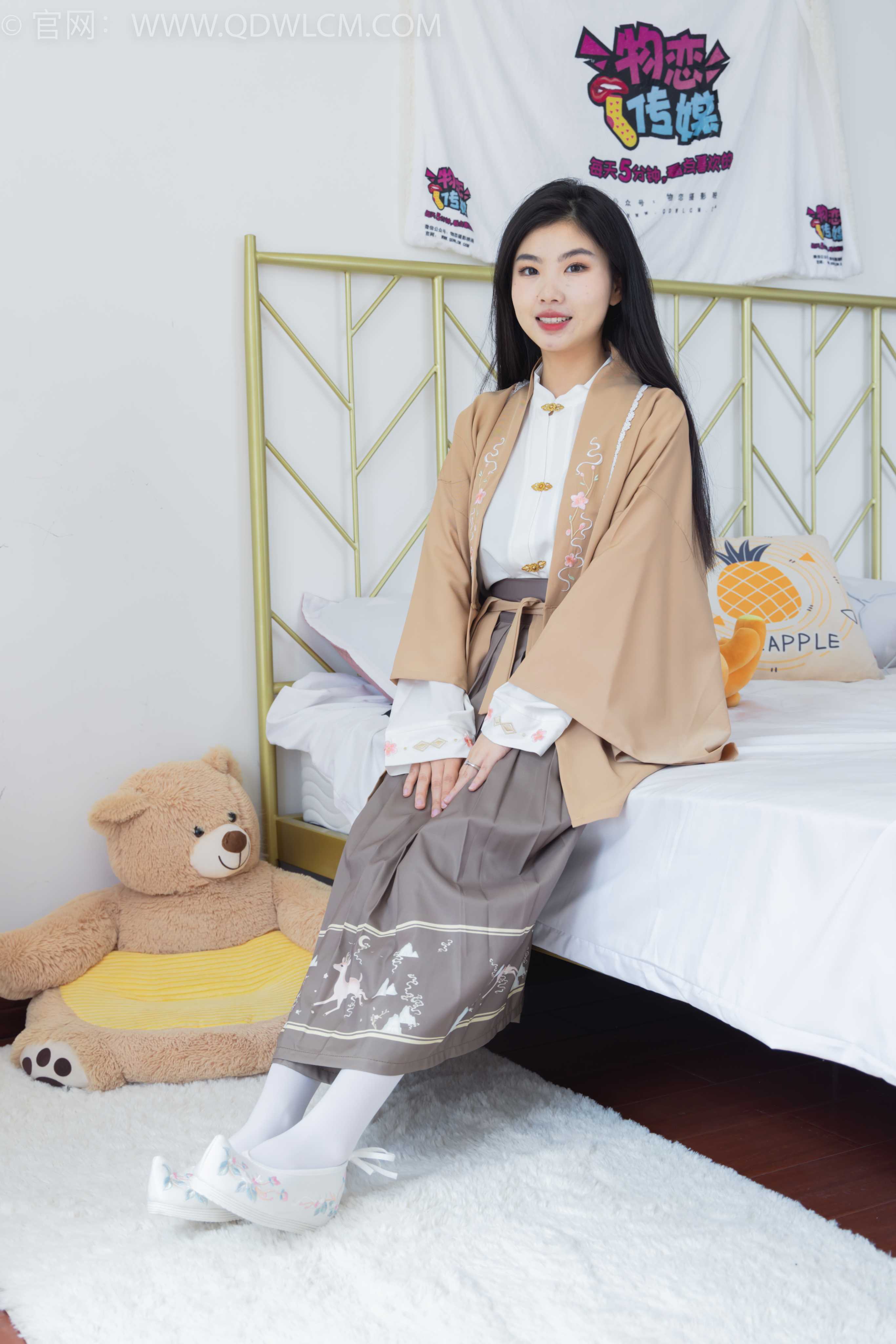 物恋传媒 NO.1849 米米-小家碧玉（盲盒4） [150P-1V-2.64G]