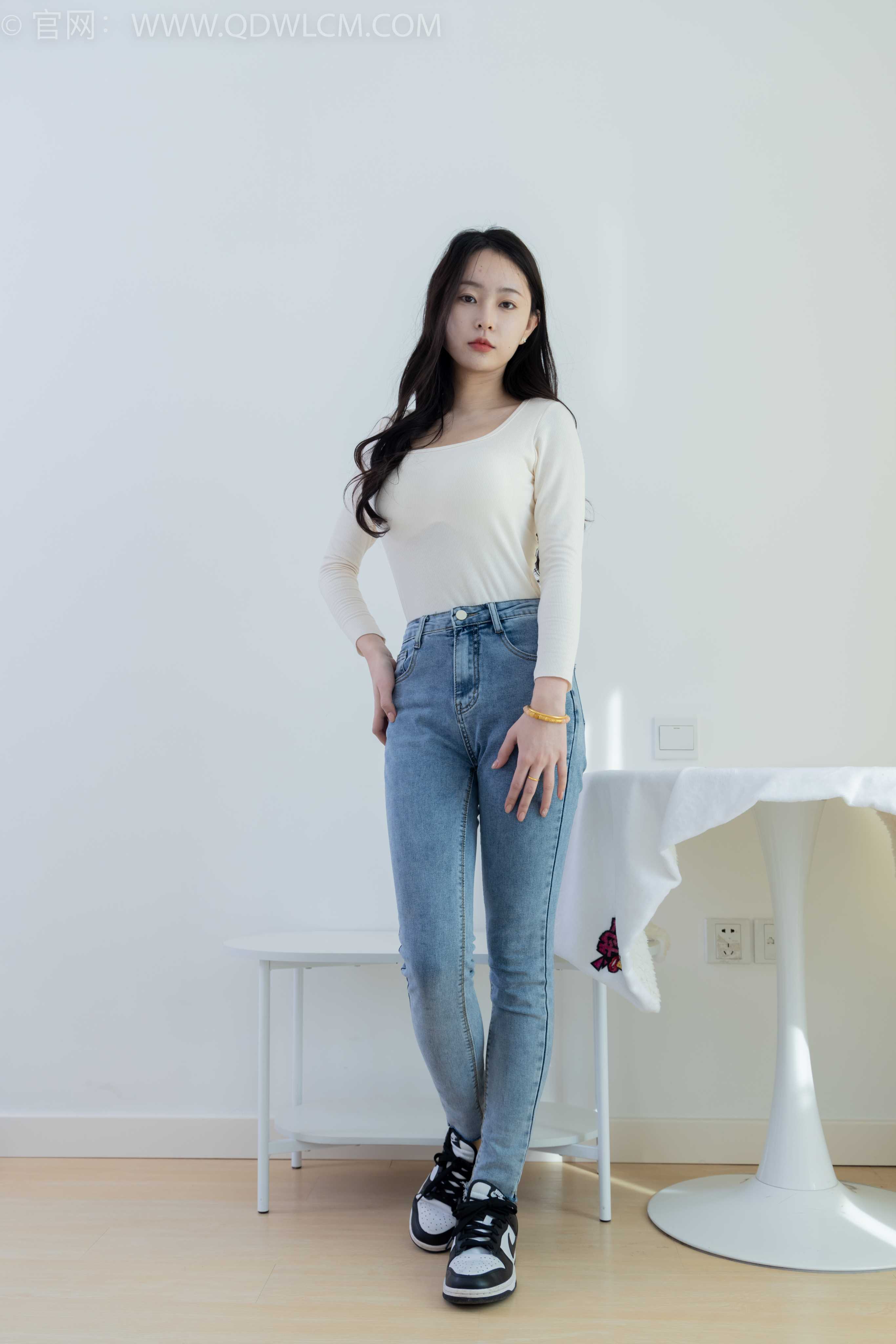 物恋传媒 NO.1861 美兔-放纵的滋味 [270P-1V-6.53G]