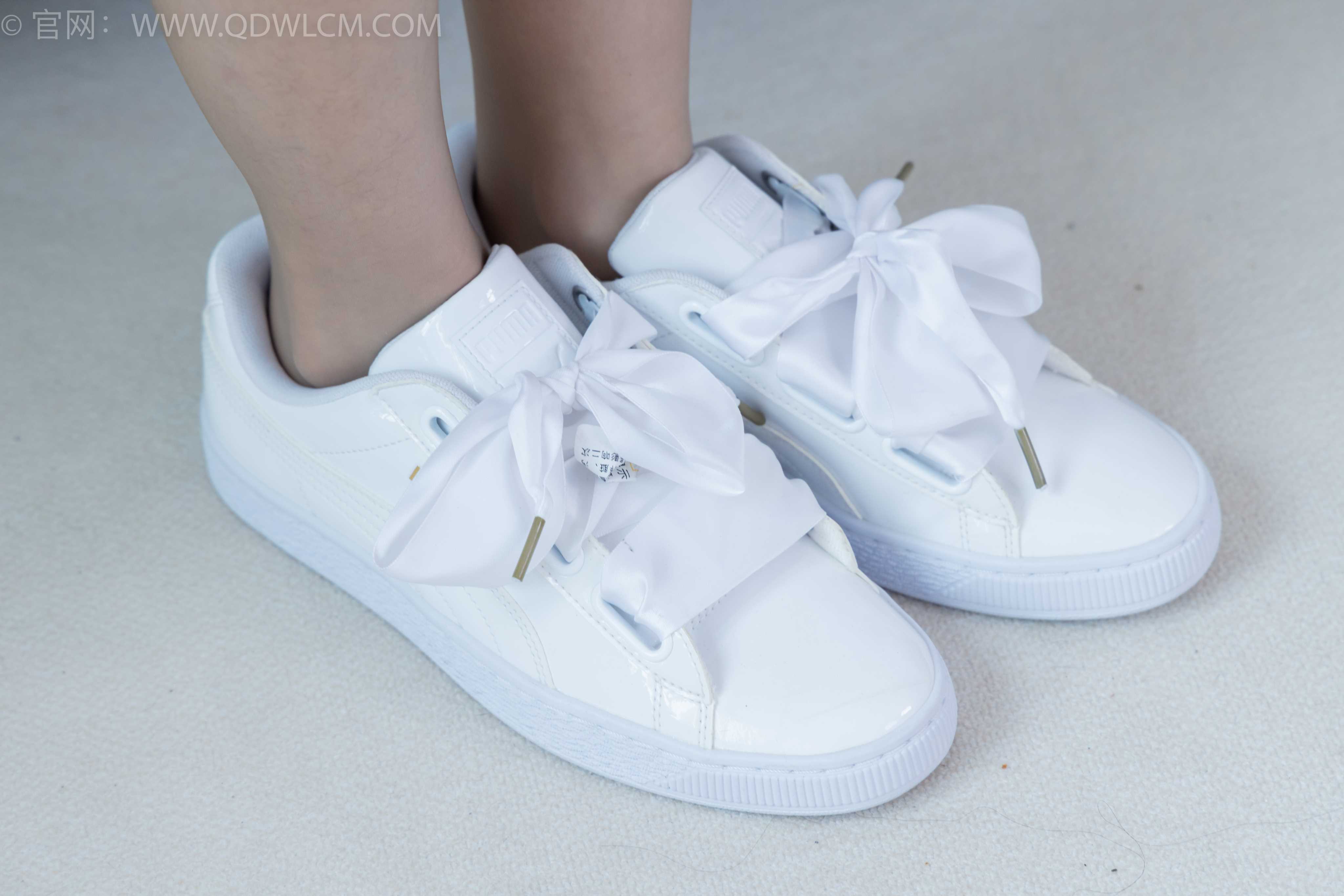 物恋传媒 NO.1862 菜菜-神秘的雾 [150P-1V-3.96G]