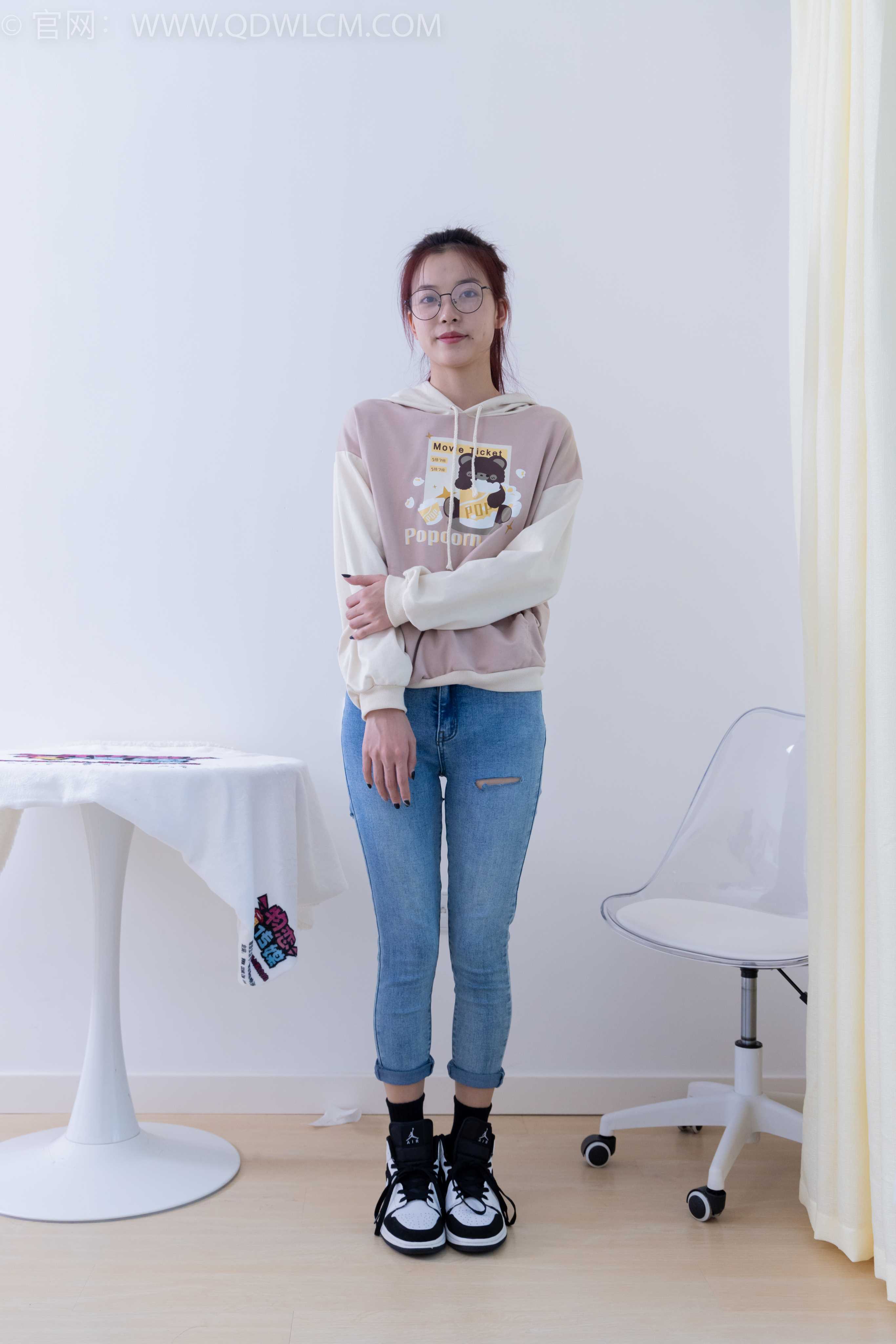 物恋传媒 NO.1864 茯苓-如果爱忘了 [180P-1V-5.6G]