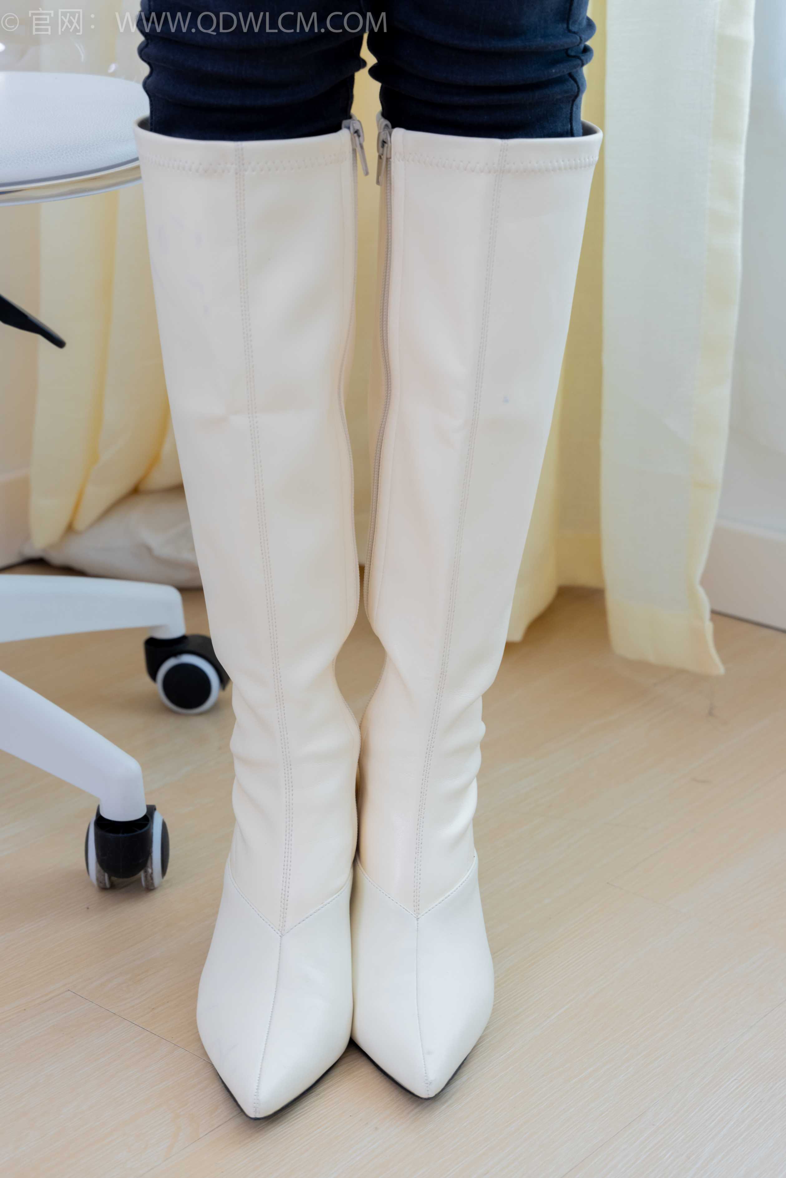 物恋传媒 NO.1876 雏菊-春色满园 [170P-1V-3.73G]