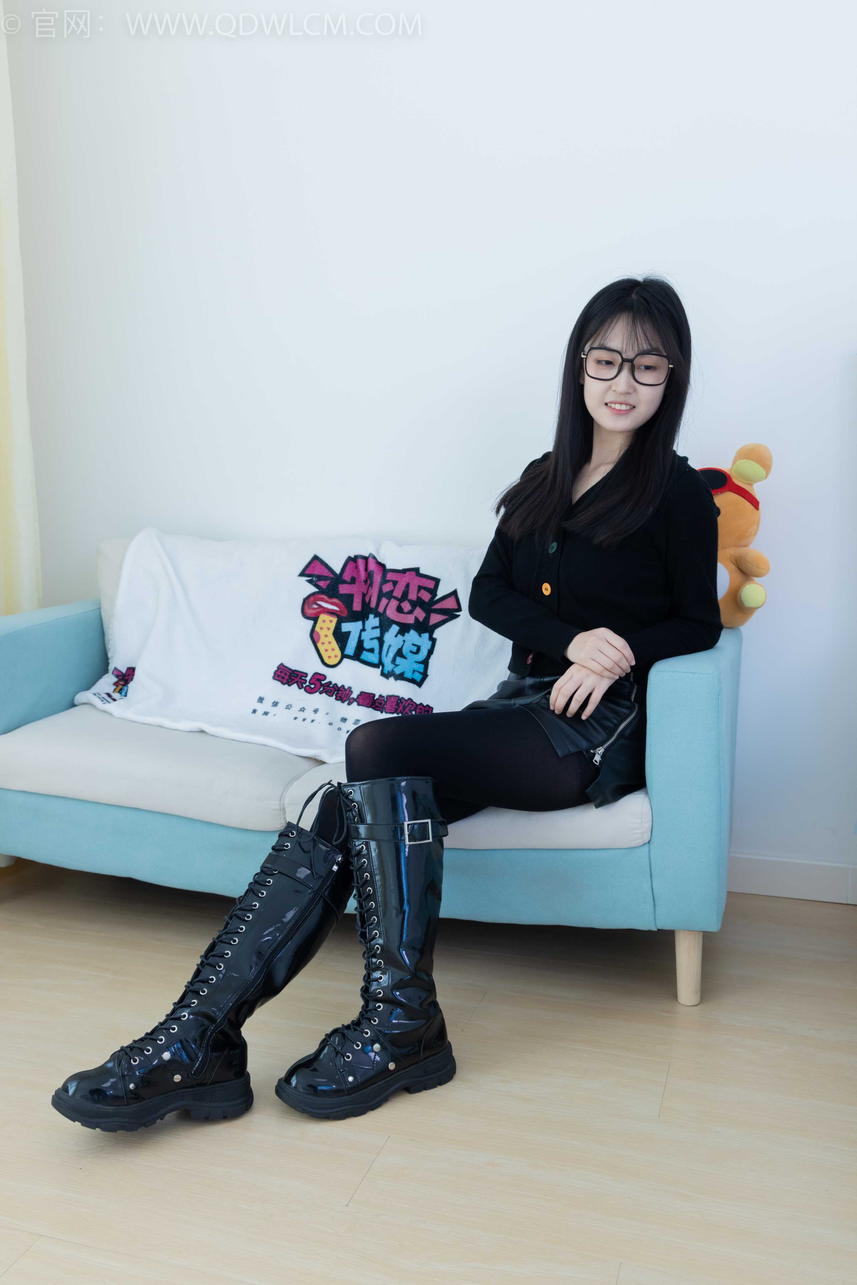 物恋传媒 NO.1880 川川-吞噬星空 [160P-1V-4.64G]