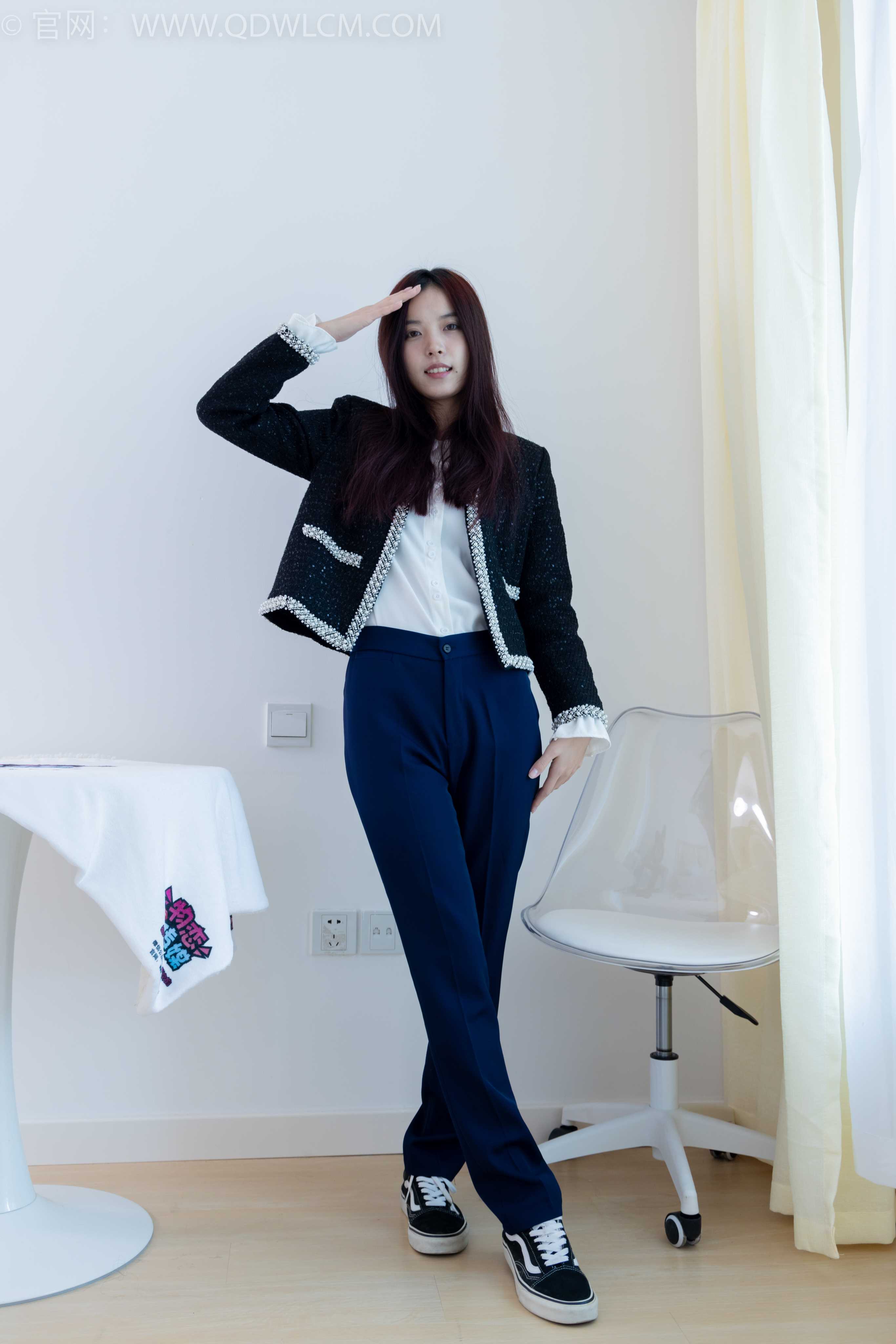 物恋传媒 NO.1882 茯苓-夜幕 [170P-1V-4.51G]