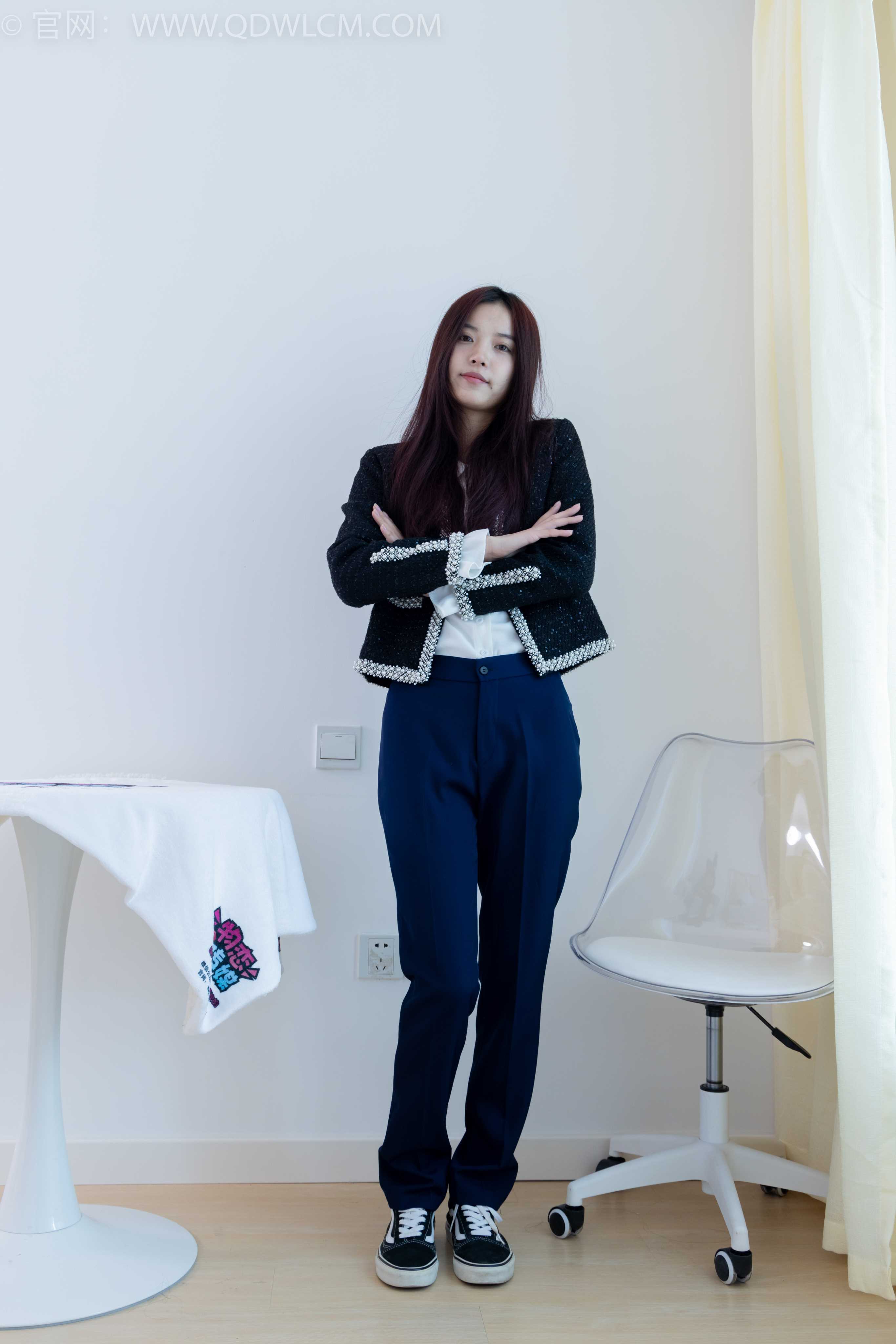 物恋传媒 NO.1882 茯苓-夜幕 [170P-1V-4.51G]