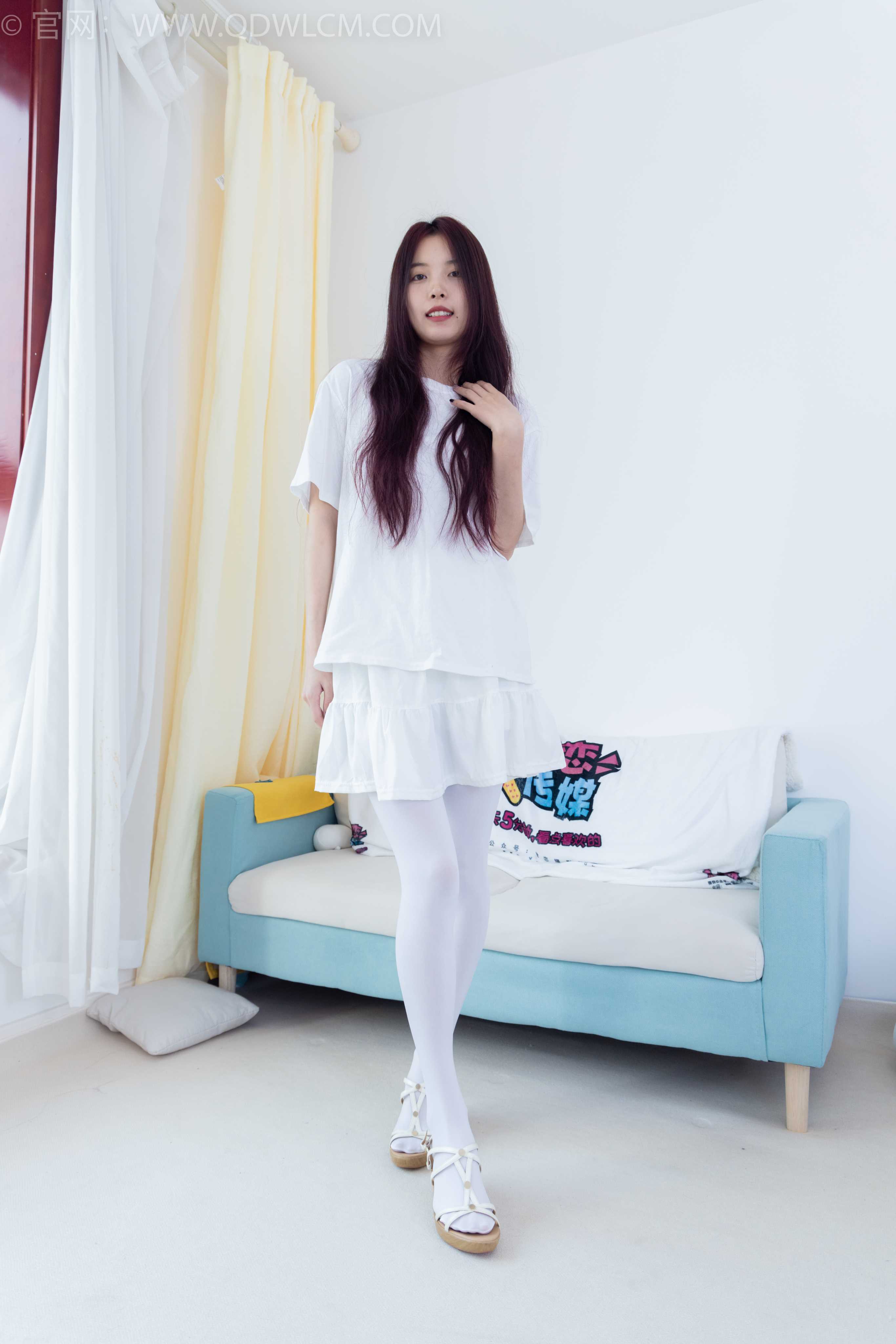 物恋传媒 NO.1892 茯苓-燃烧的火焰 [160P-1V-4.09G]