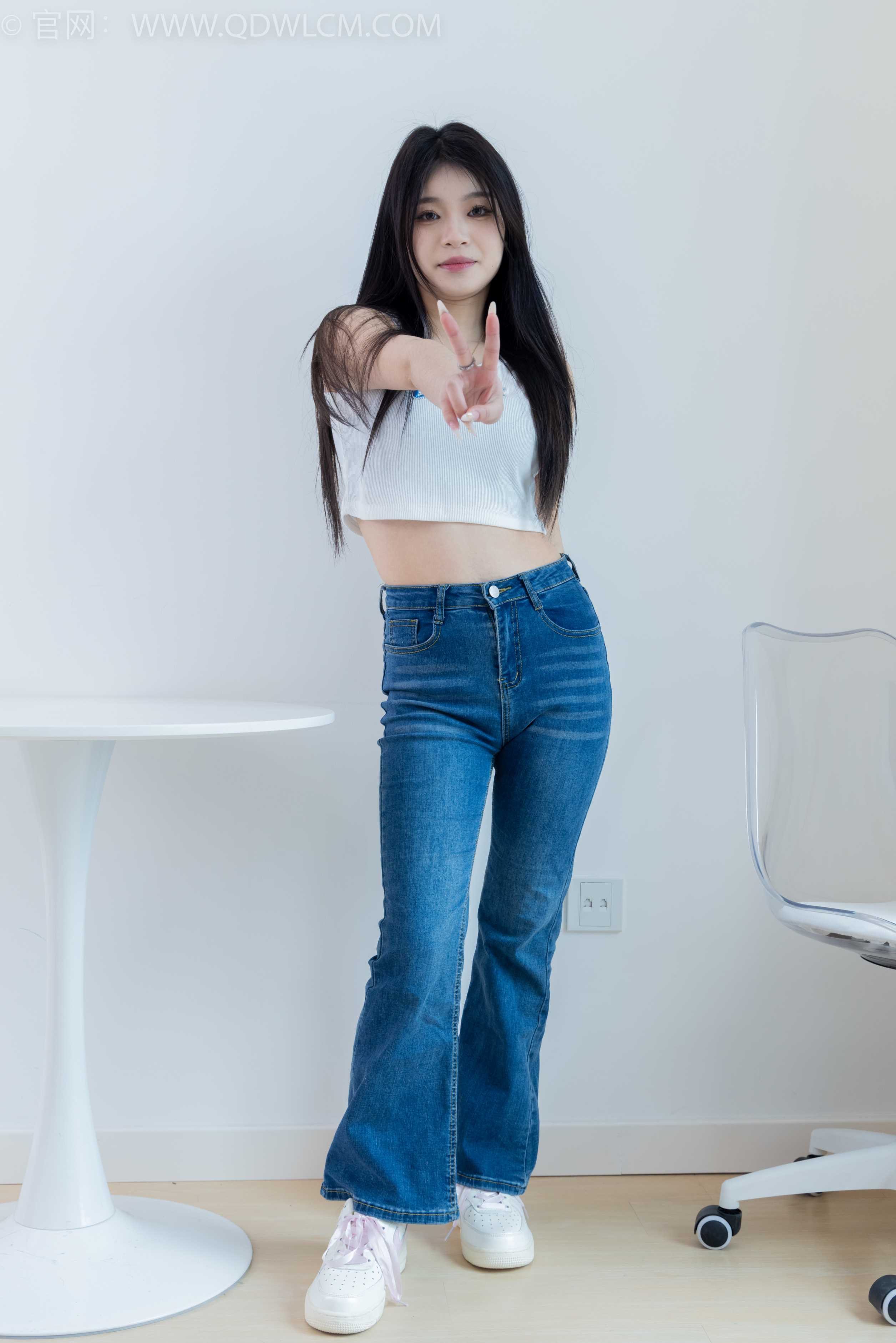 物恋传媒 NO.1903 闪闪-季节的更迭 [160P-1V-4.35G]