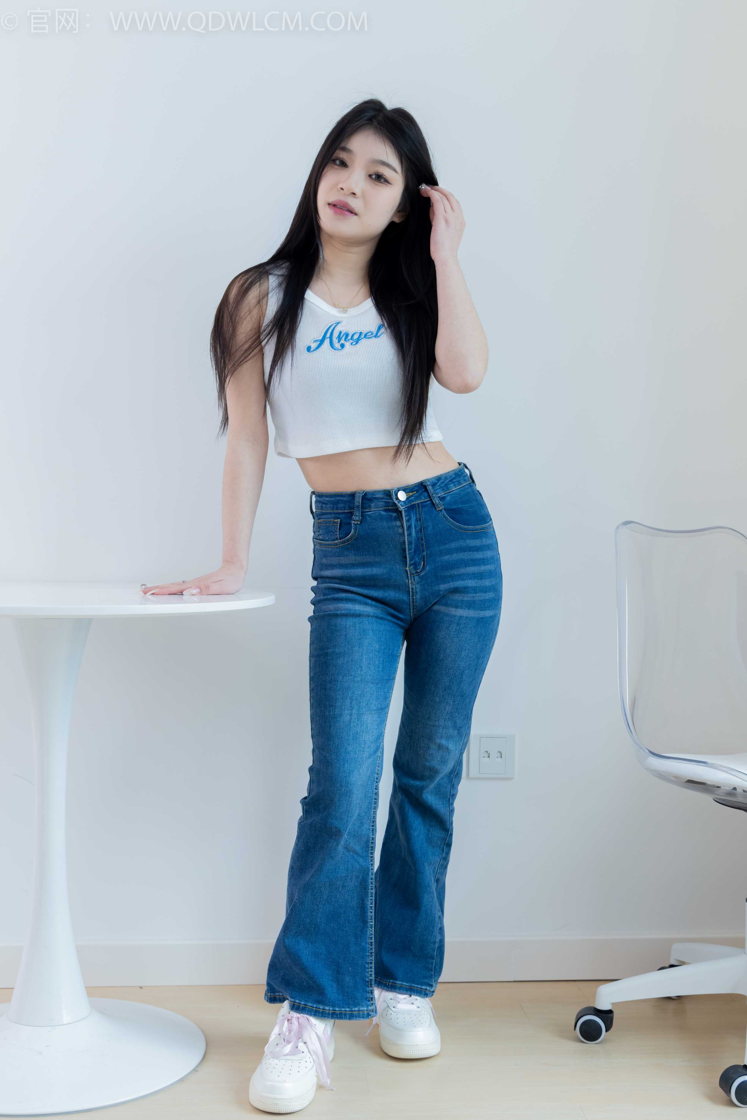 物恋传媒 NO.1903 闪闪-季节的更迭 [160P-1V-4.35G]