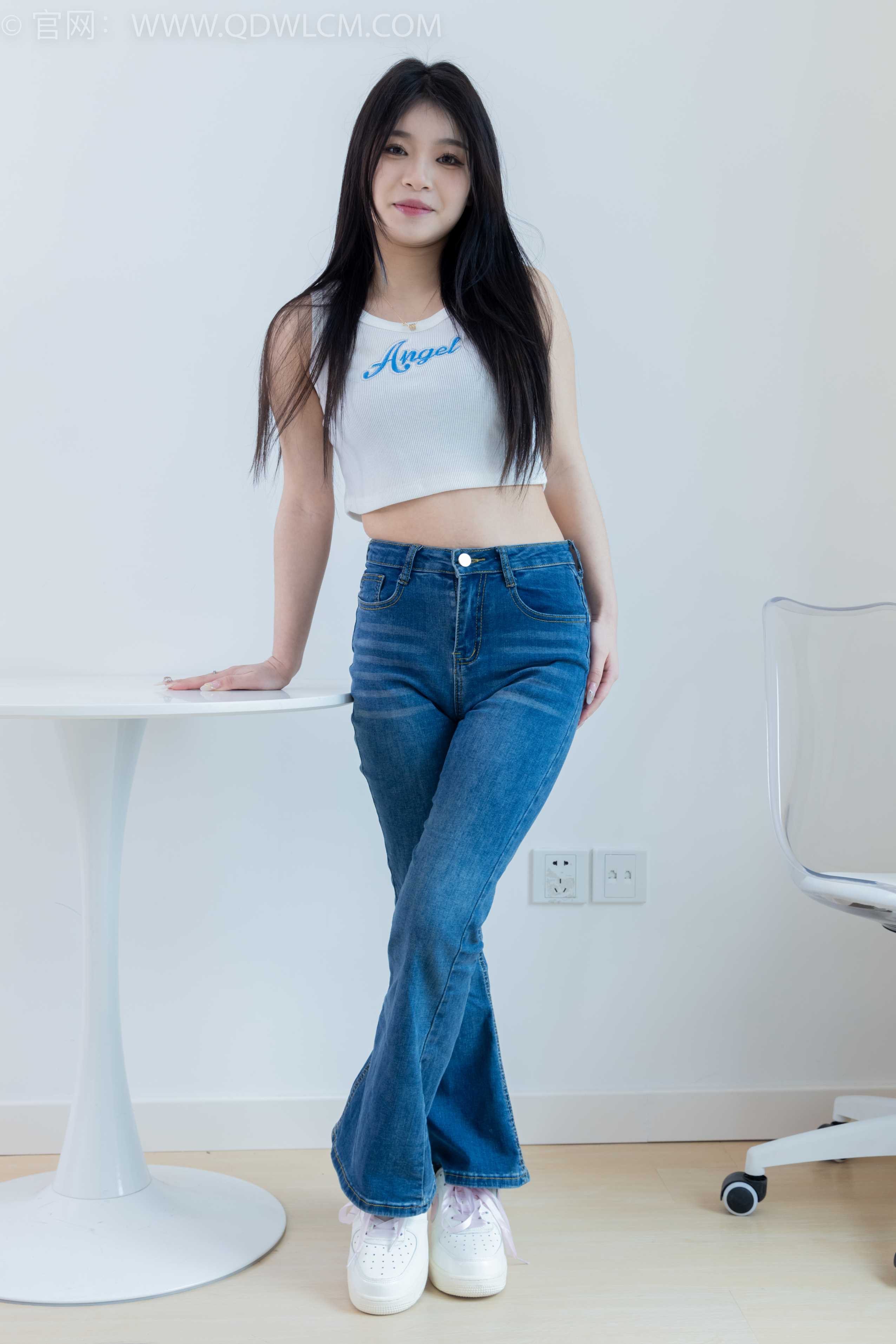 物恋传媒 NO.1903 闪闪-季节的更迭 [160P-1V-4.35G]