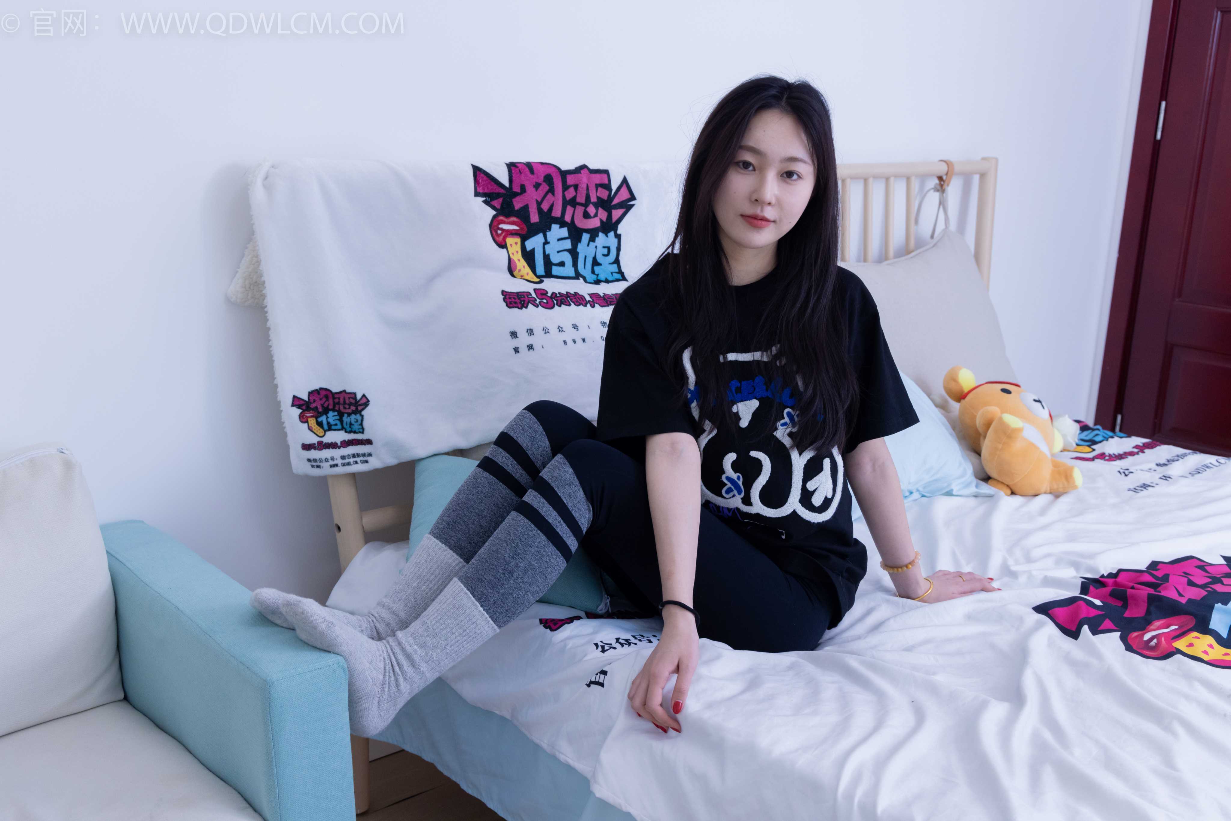 物恋传媒 NO.1912 美兔-踏青之旅 [155P-1V-4.79G]