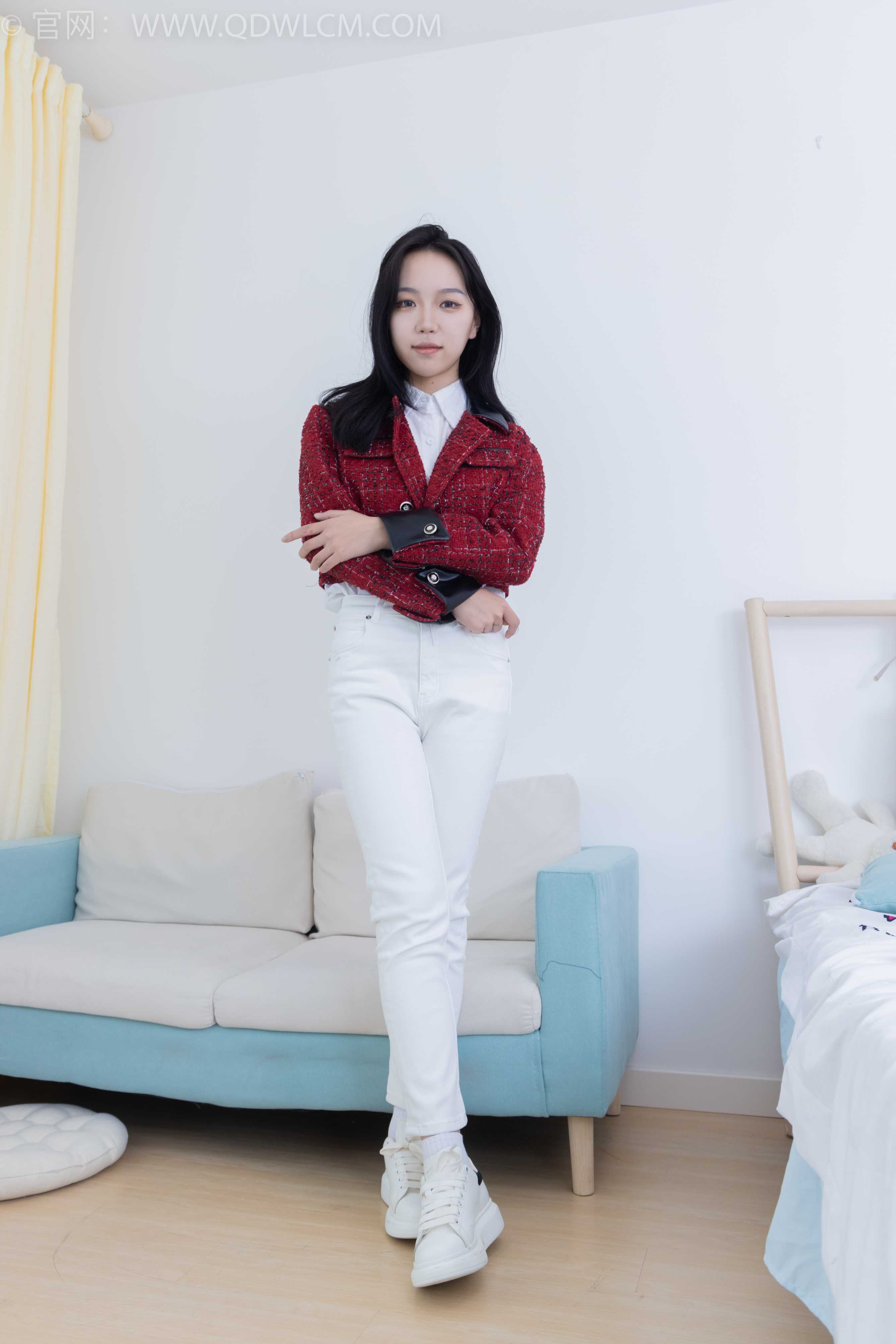 物恋传媒 NO.1923 纱纱-鸟语花香 [189P-1V-4.96G]