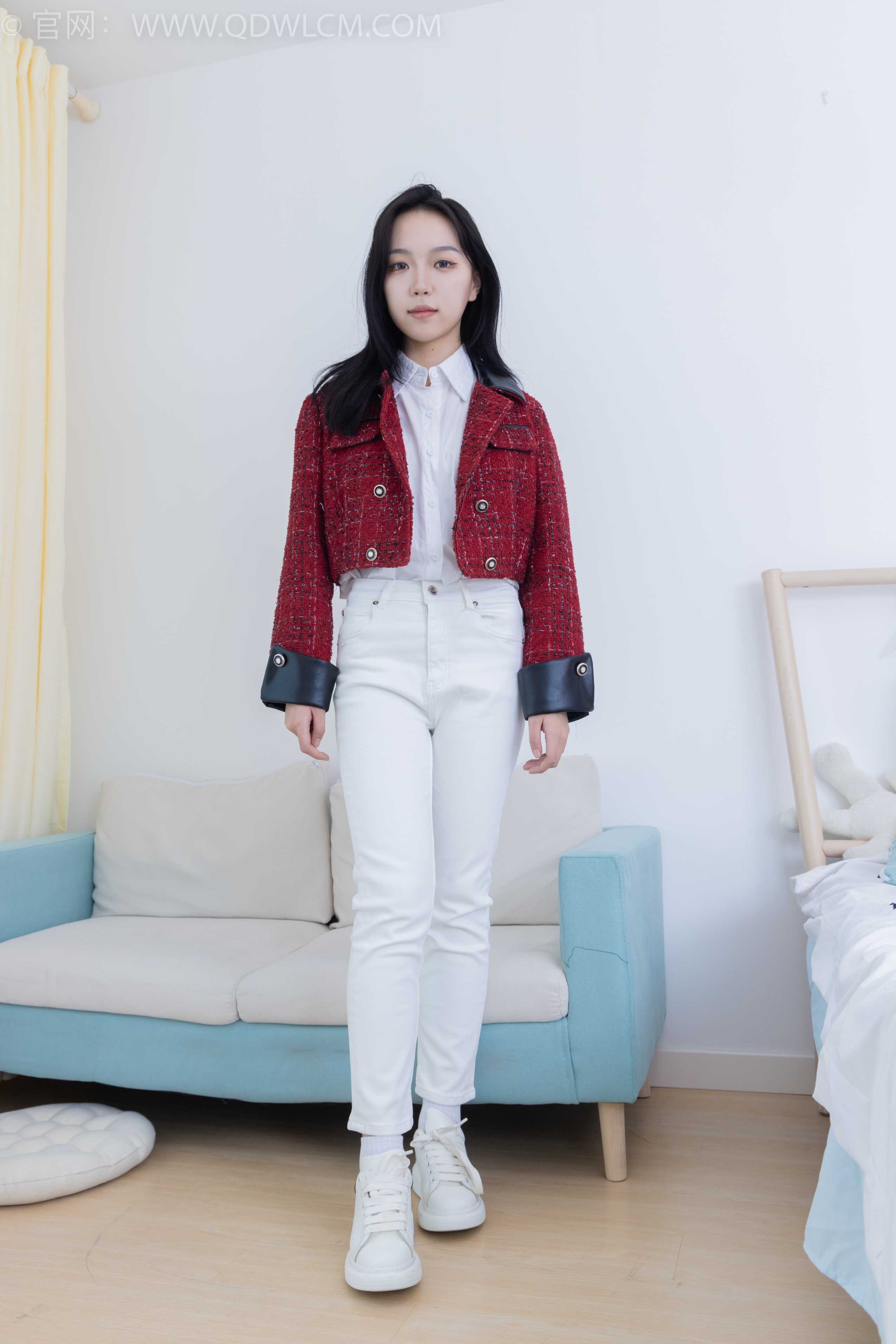 物恋传媒 NO.1923 纱纱-鸟语花香 [189P-1V-4.96G]