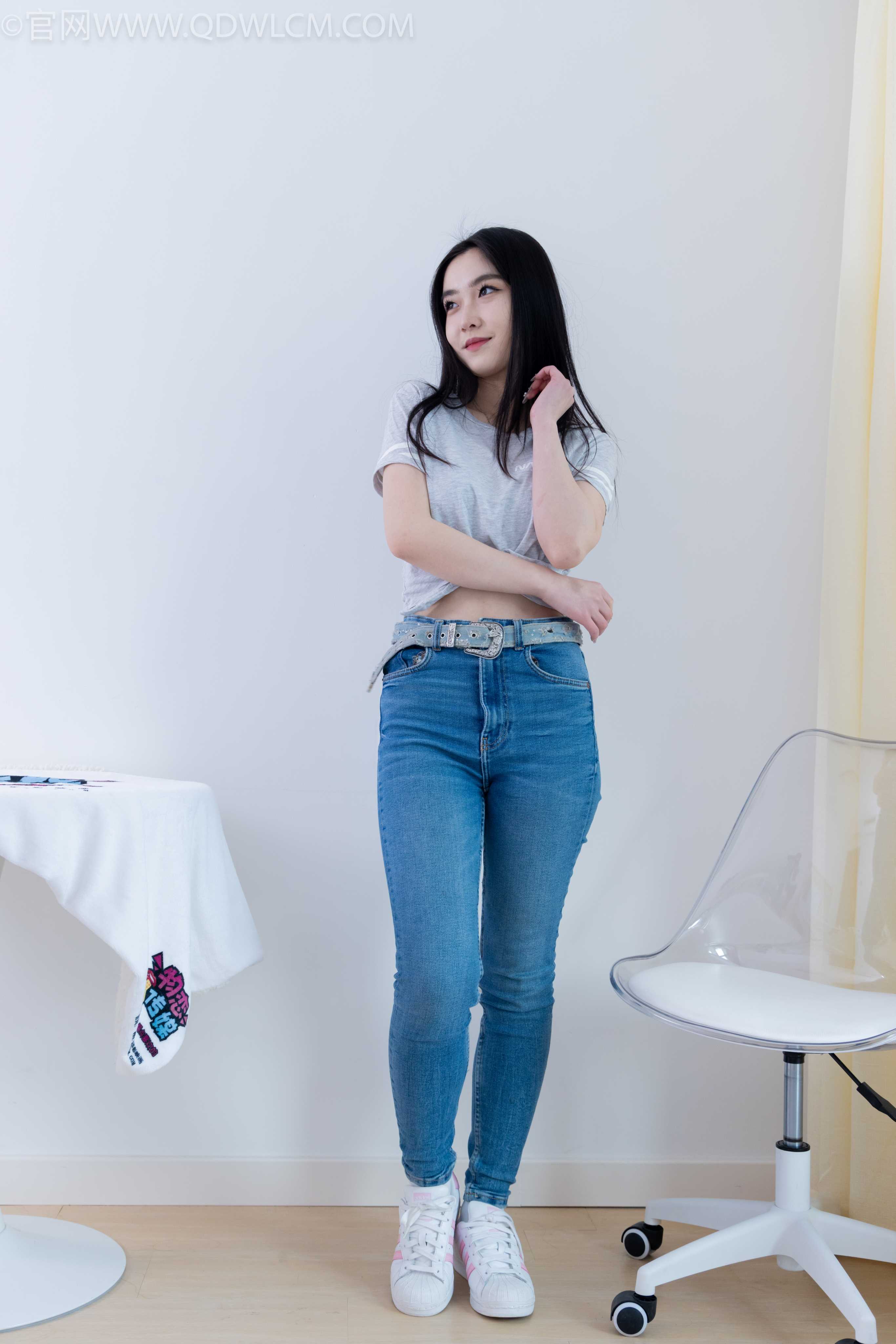 物恋传媒 NO.1928 川川-人心不足 [161P-1V-4.85G]