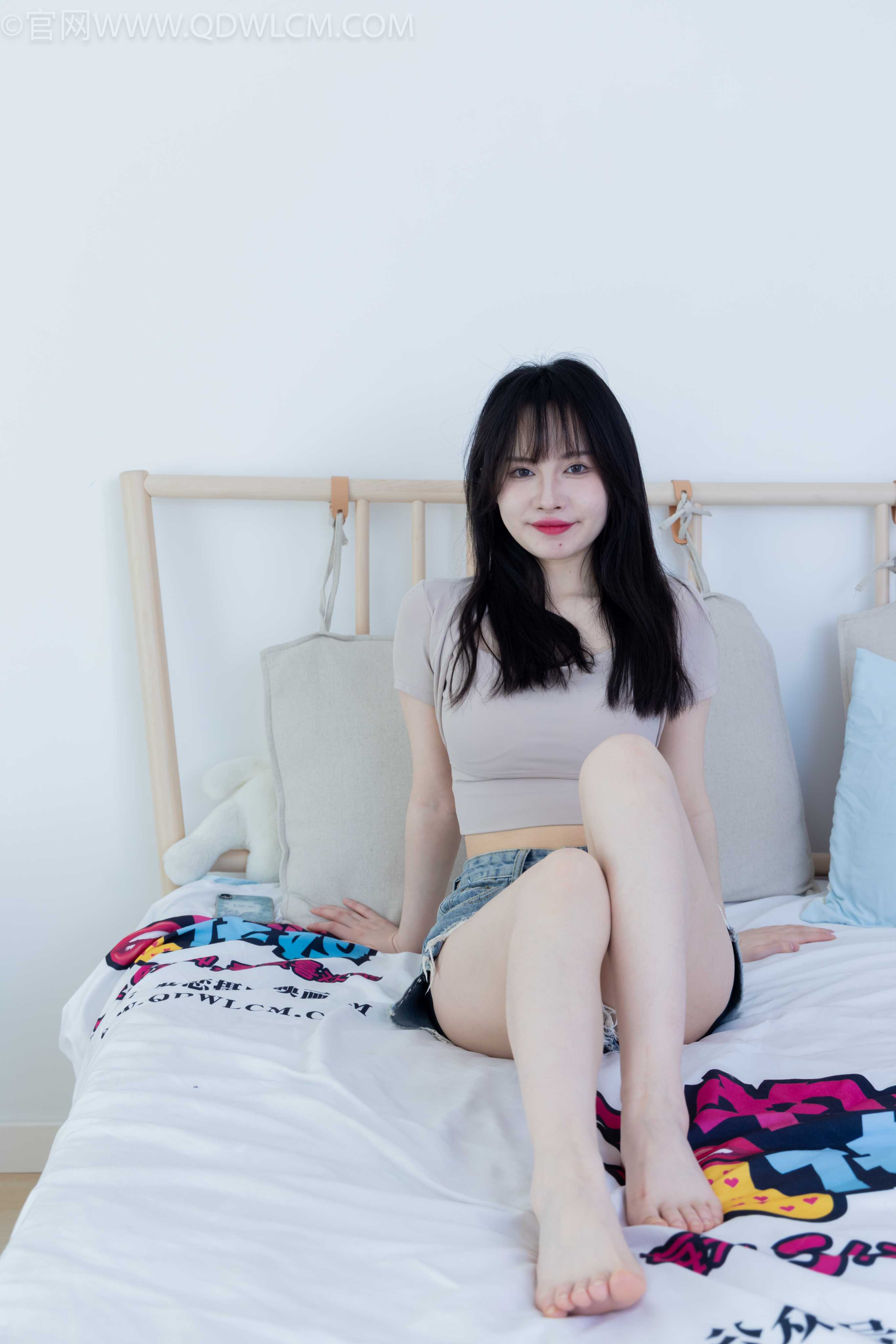 物恋传媒 NO.1930 小酒-如果爱忘了 [184P-1V-4.8G]