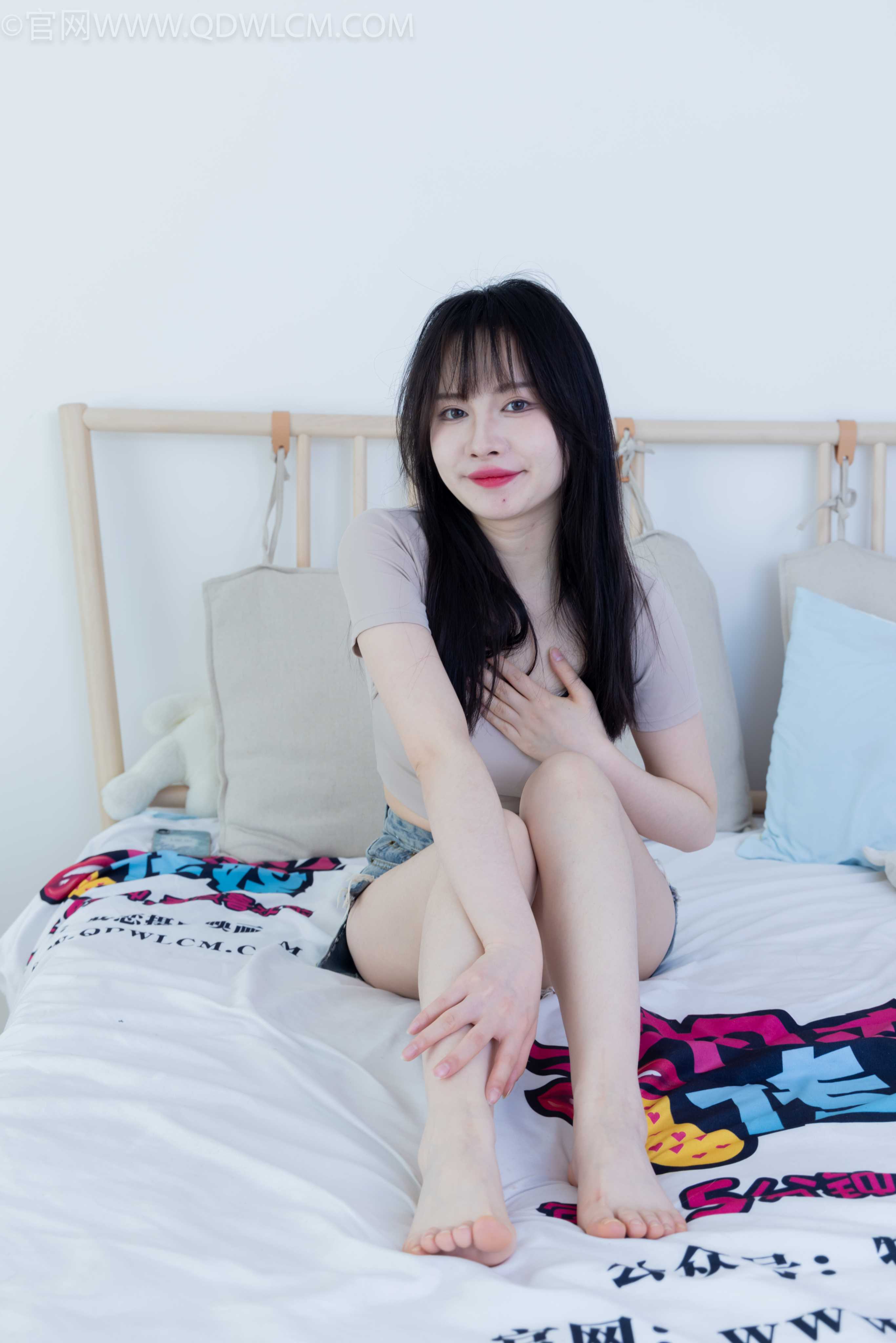 物恋传媒 NO.1930 小酒-如果爱忘了 [184P-1V-4.8G]