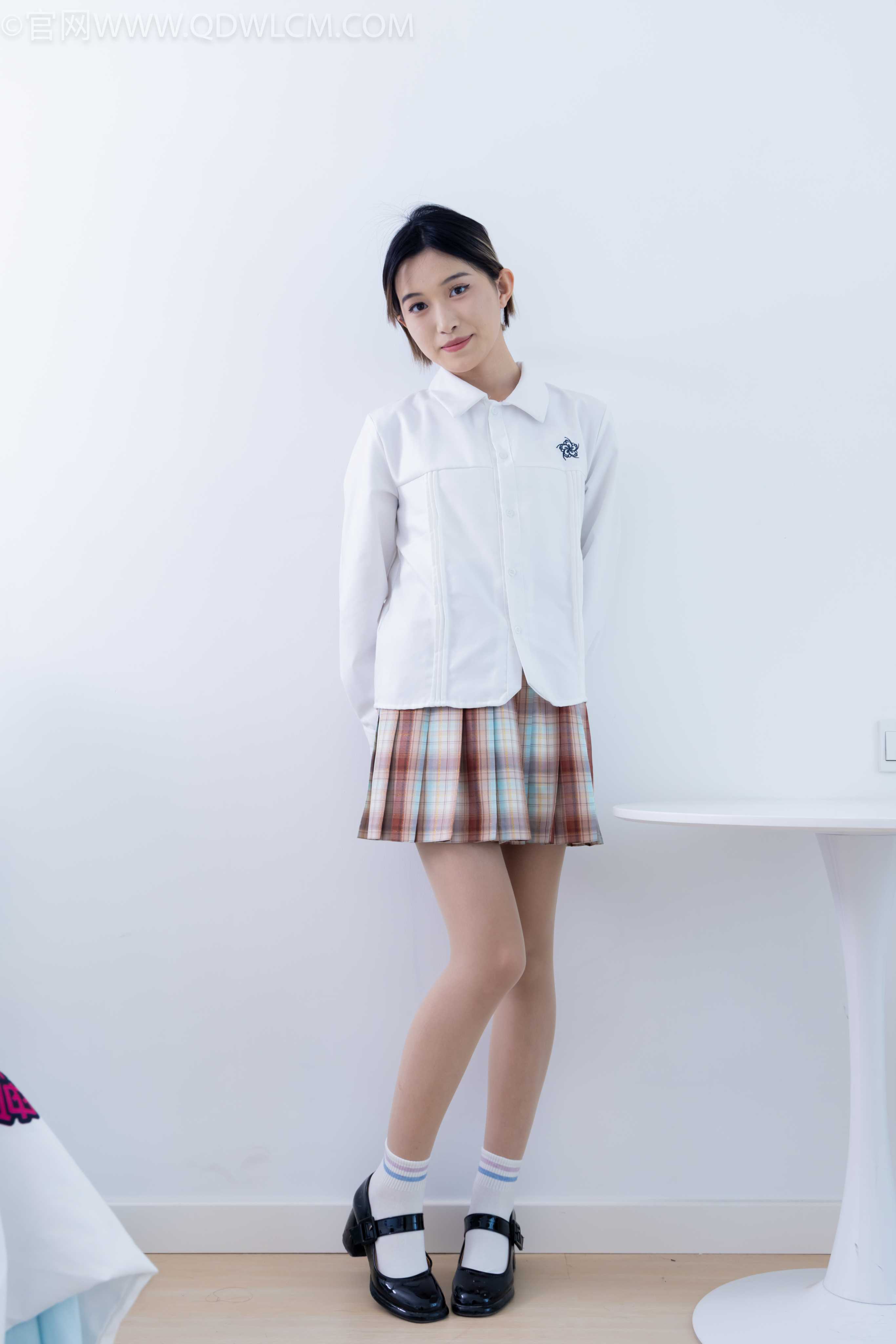 物恋传媒 NO.1934 茹茹-山茶花 [156P-1V-3.75G]