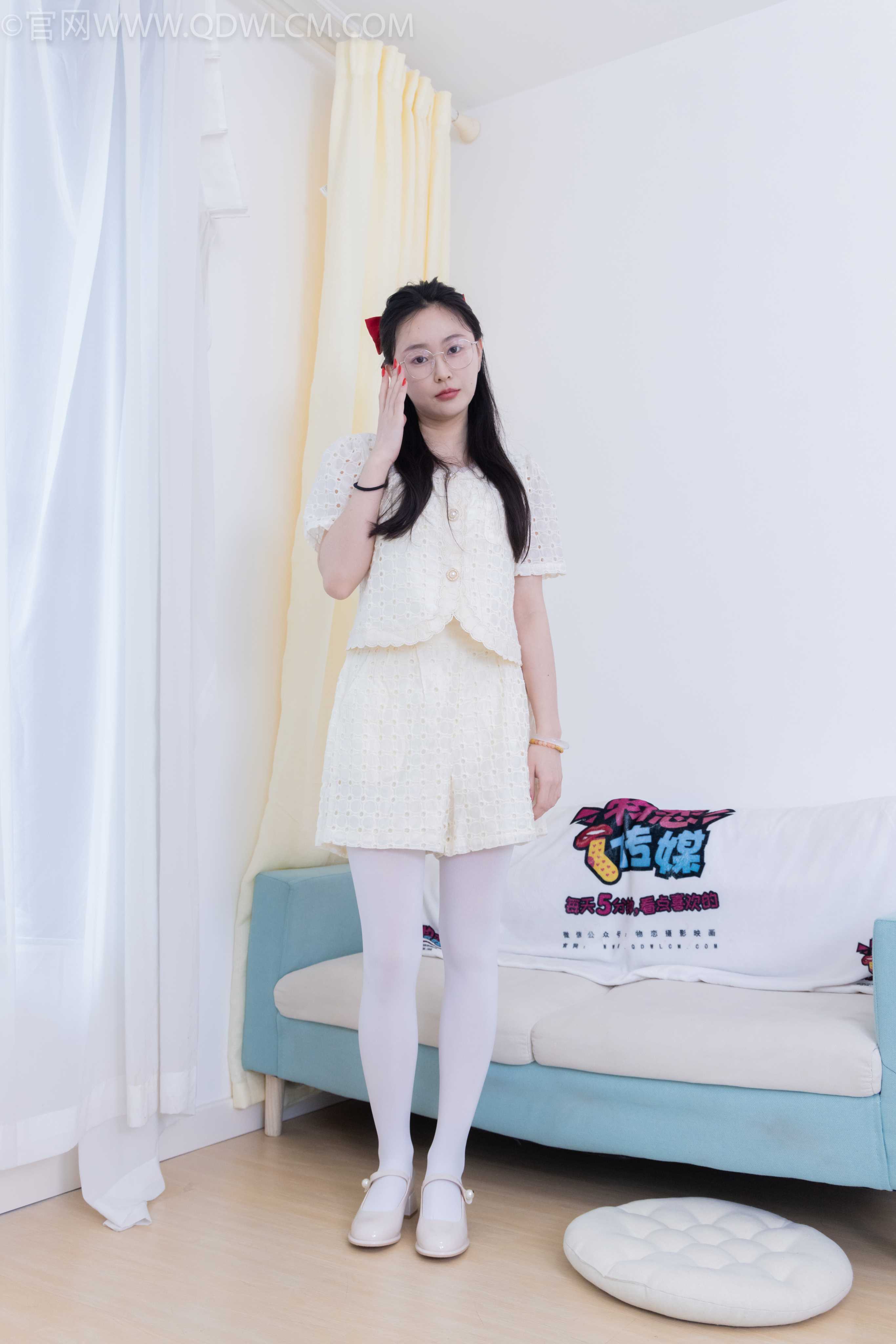 物恋传媒 NO.1936 美兔-卖火柴的小女孩（盲盒2） [157P-1V-4.94G]