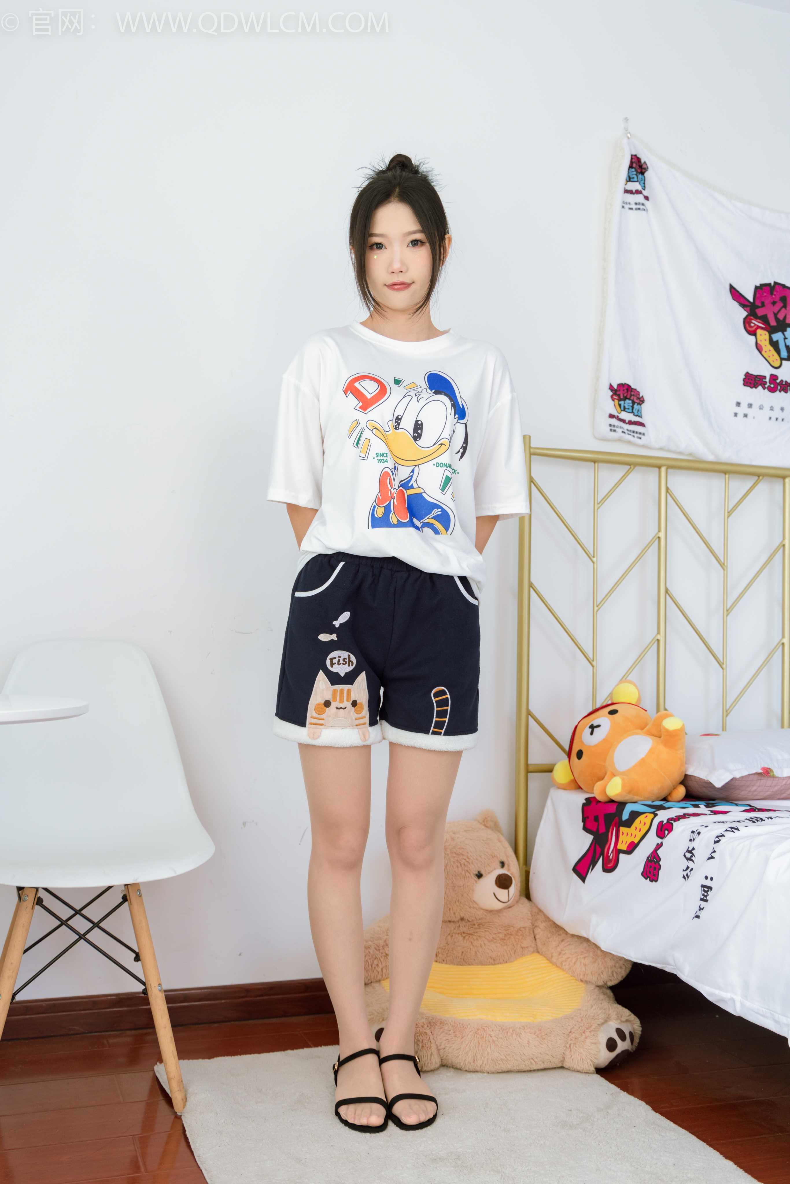 物恋传媒 NO.1946 小竹-夜色 [150P-1V-3.9G]