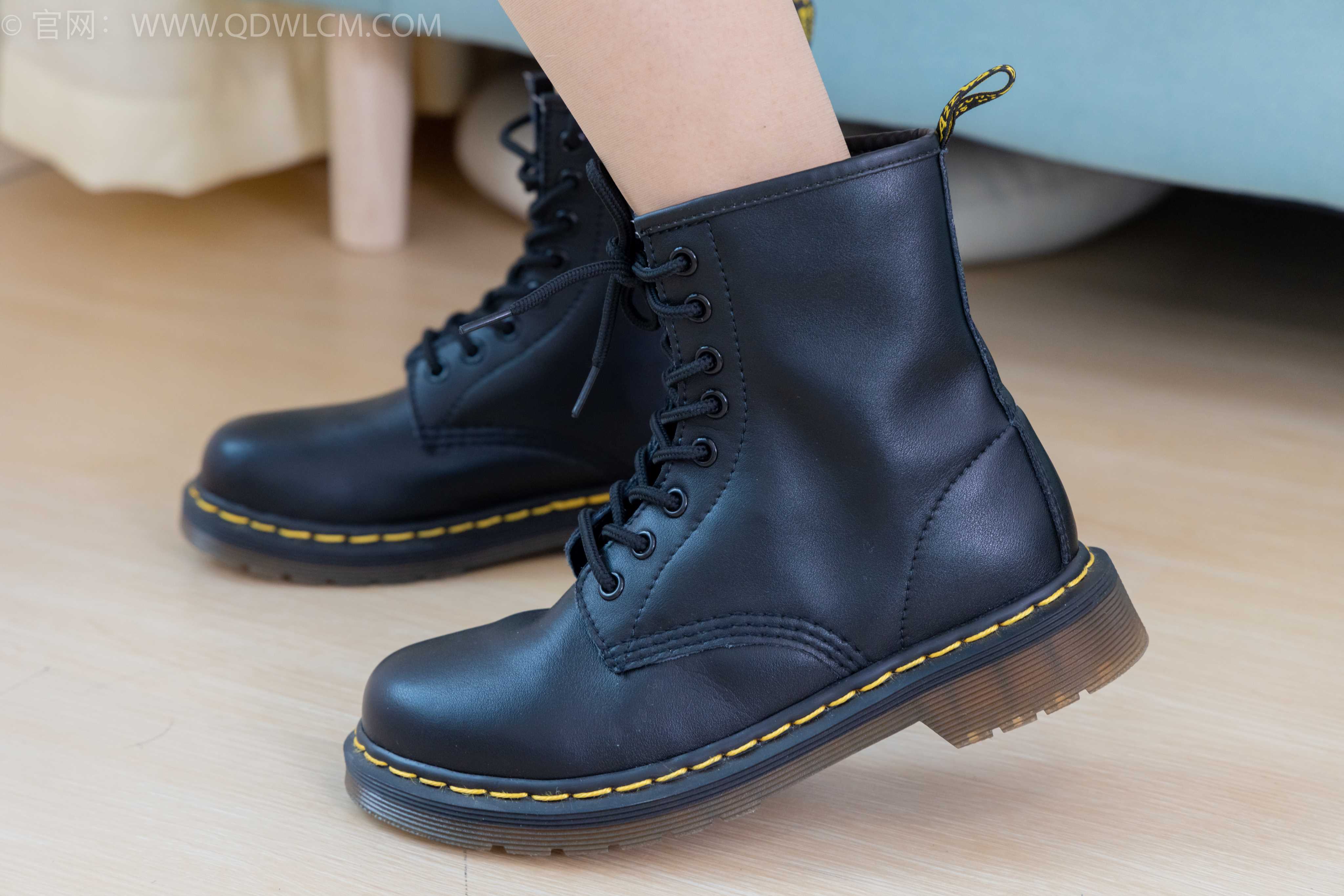 物恋传媒 NO.1965 菜菜-温柔侧脸 [161P-1V-4.51G]