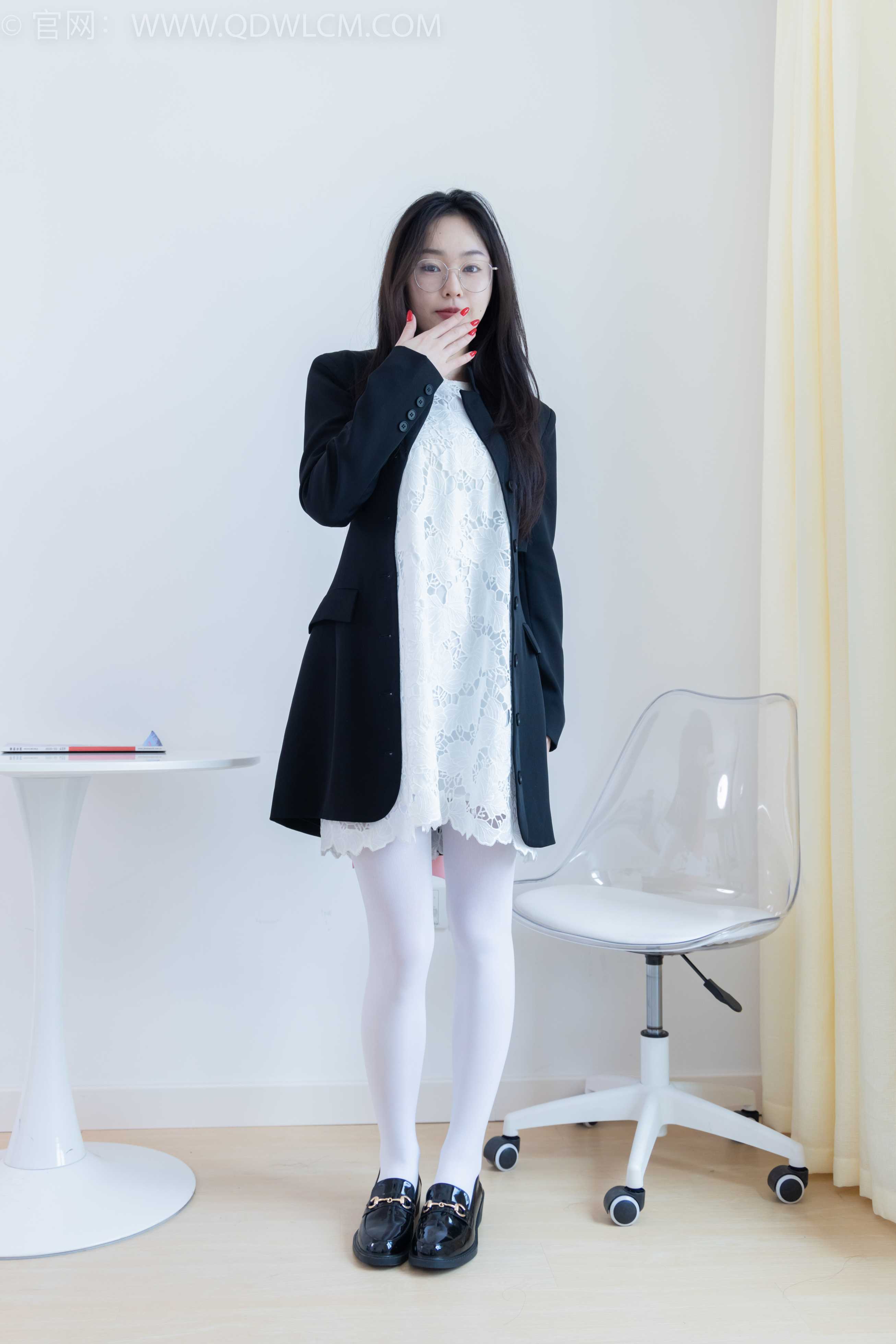 物恋传媒 NO.1967 美兔-融化悲伤 [160P-1V-4.07G]