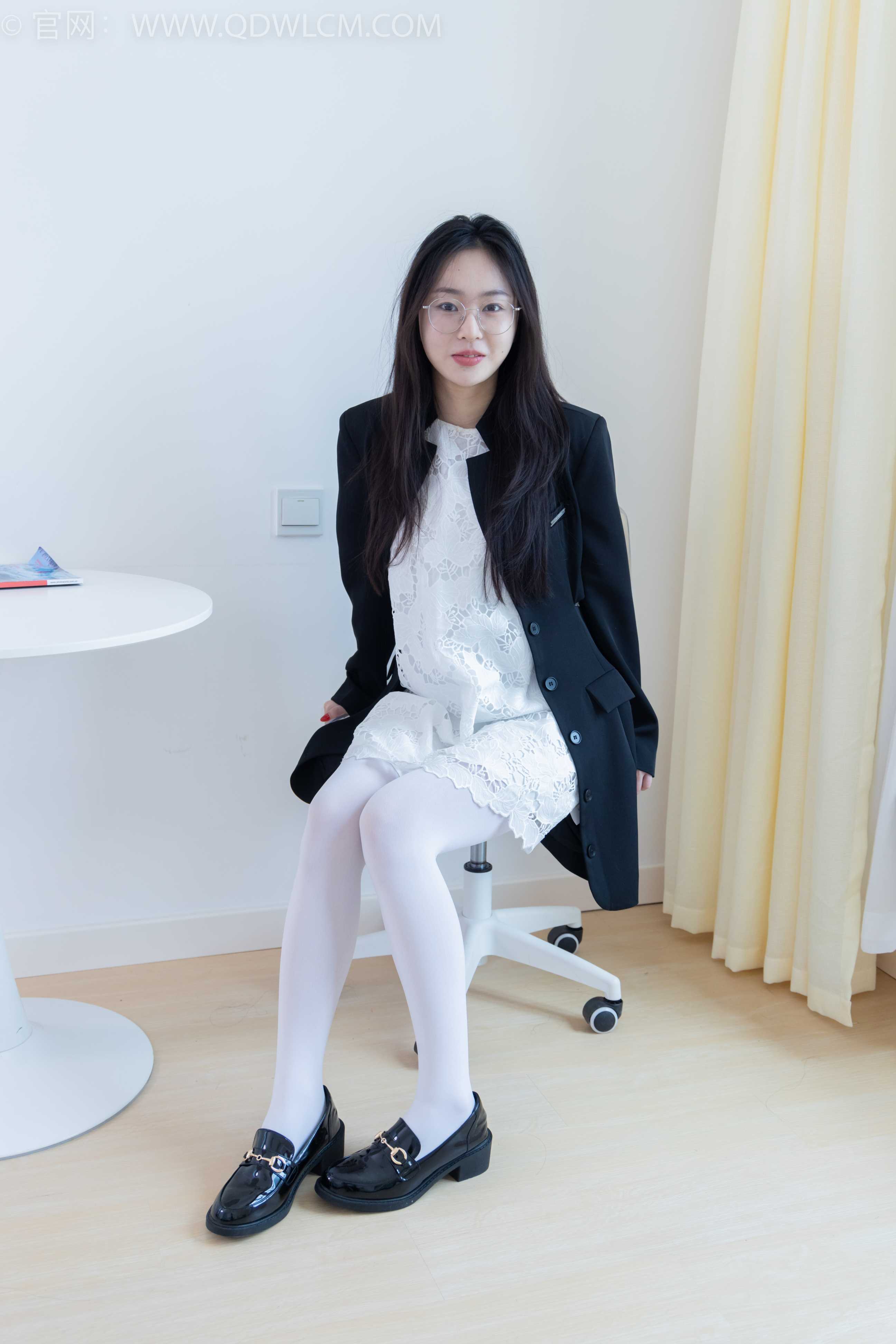 物恋传媒 NO.1967 美兔-融化悲伤 [160P-1V-4.07G]