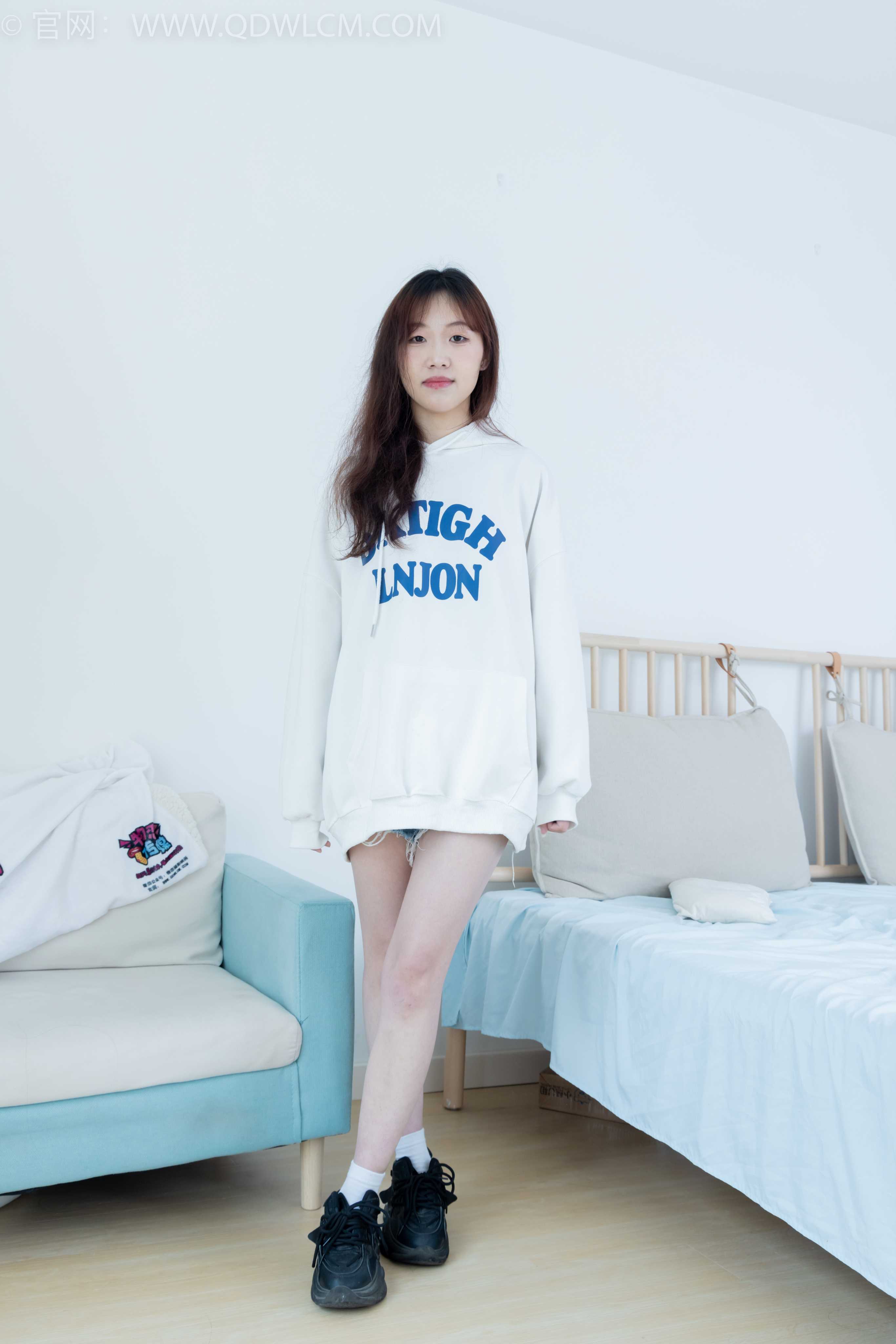 物恋传媒 NO.1970 绵绵-让梦冬眠 [150P-1V-3.61G]